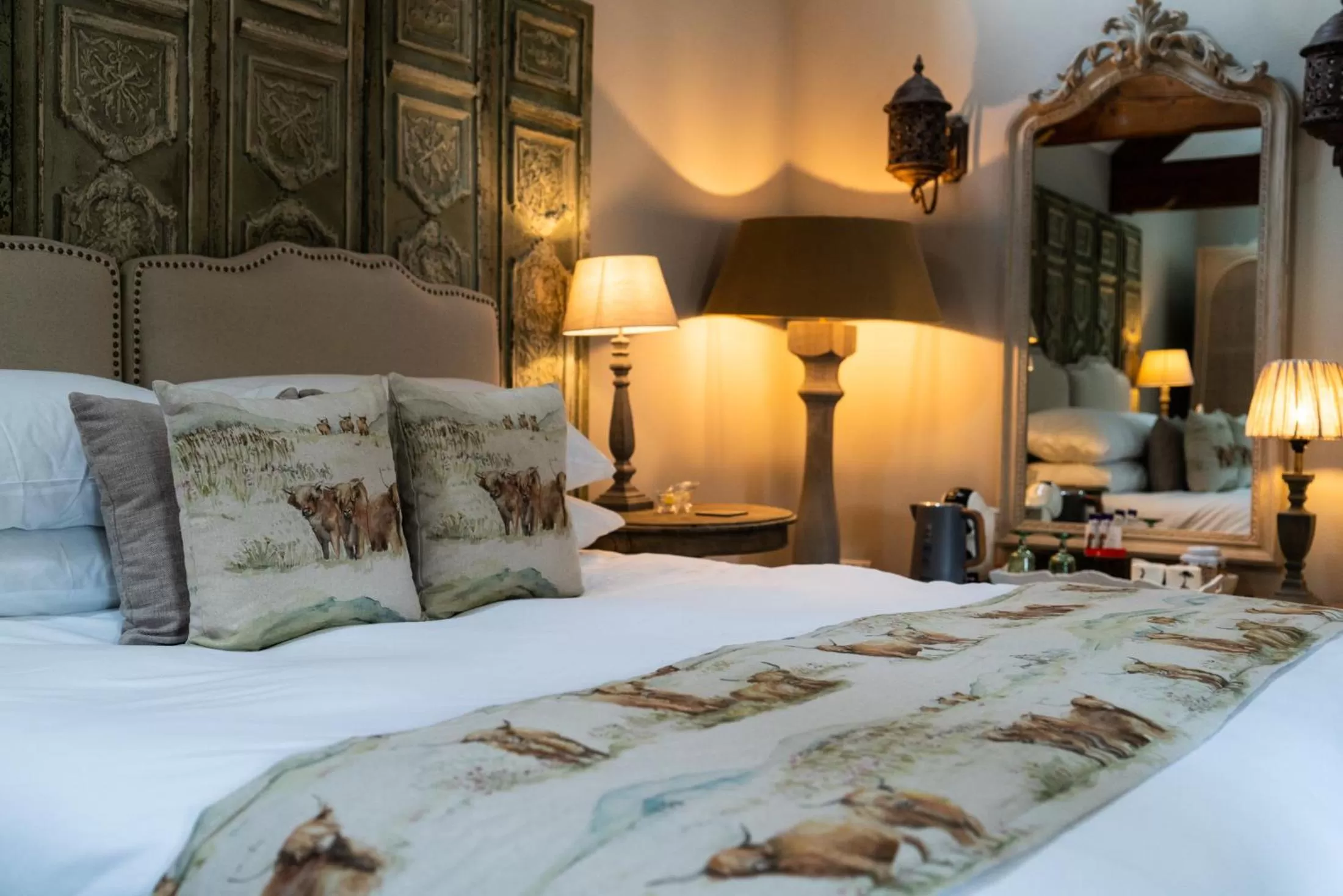 Bed in Grantham Arms