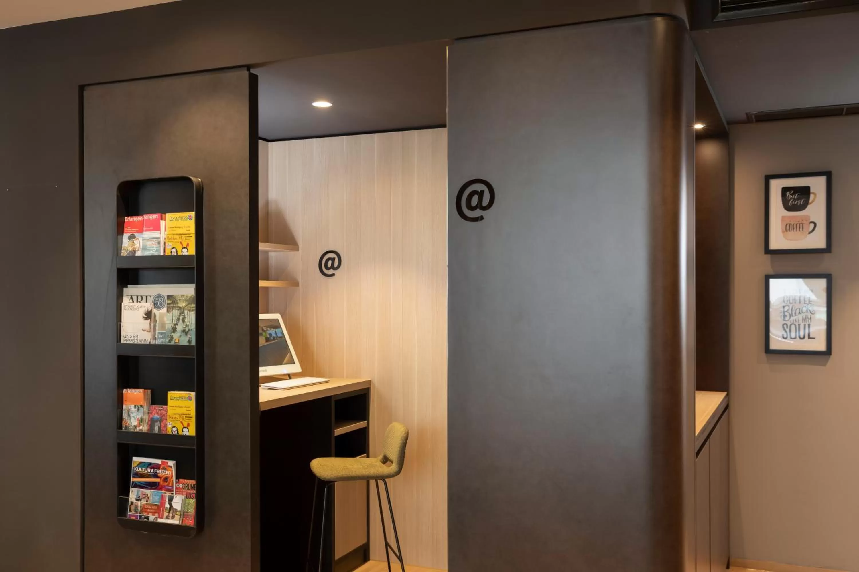 Lobby or reception in zeitwohnhaus SUITE-HOTEL & SERVICED APARTMENTS