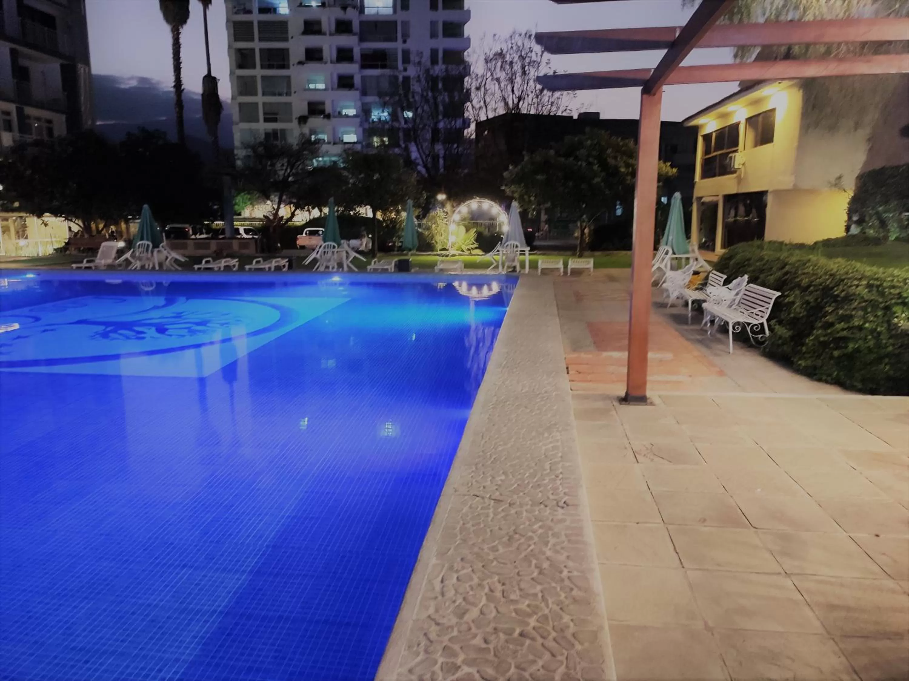 Swimming pool in Hotel Los Ceibos