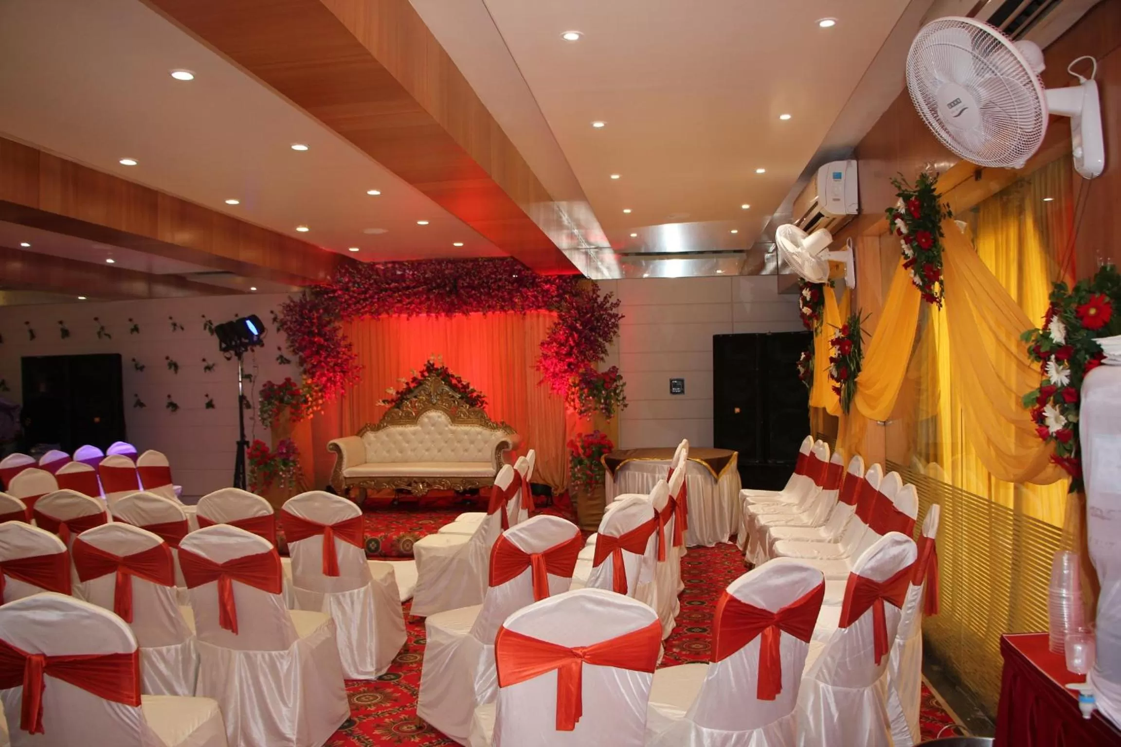 Banquet/Function facilities in Hotel Reva Regency