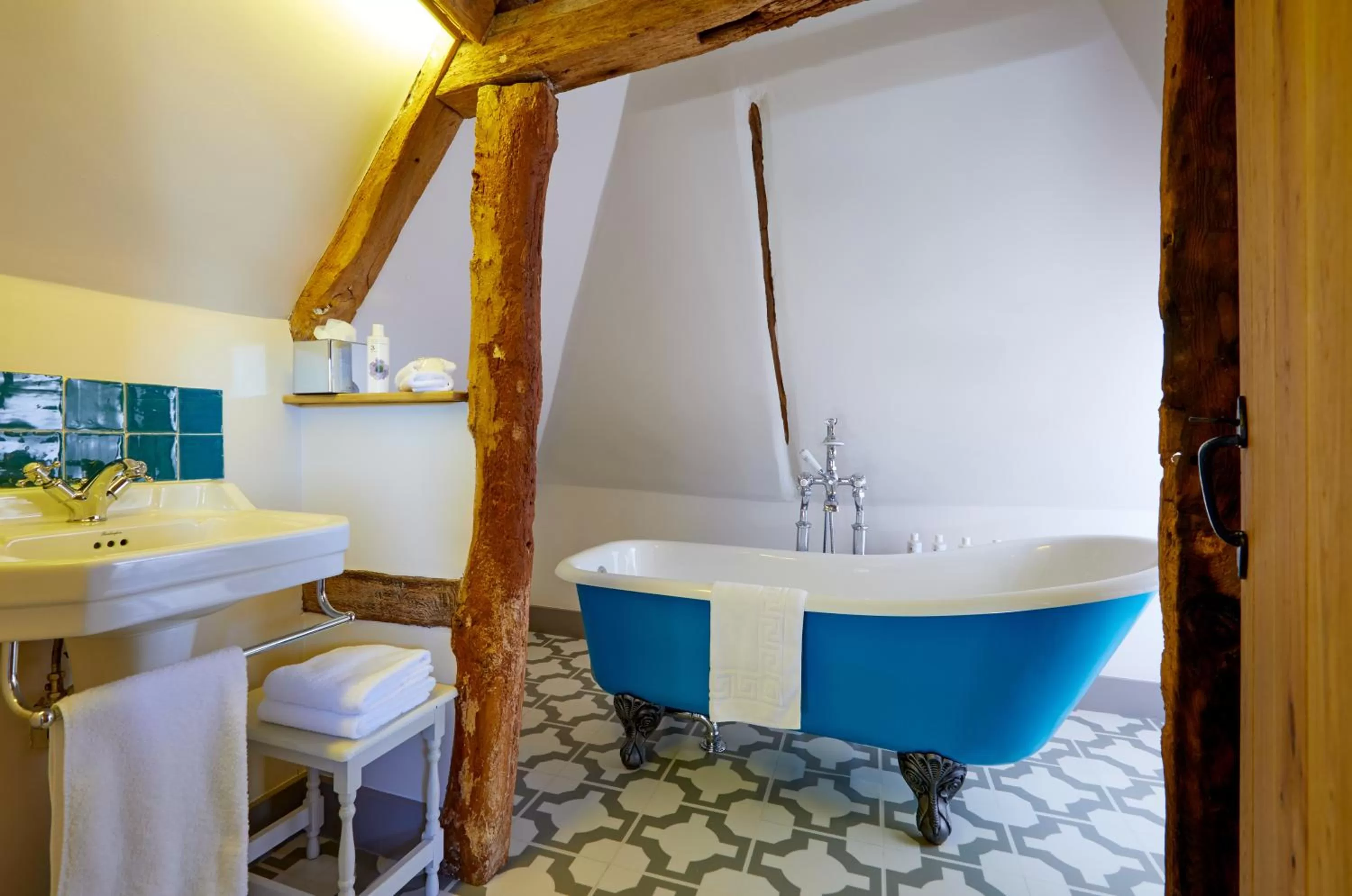 Bathroom in The Greyhound Inn