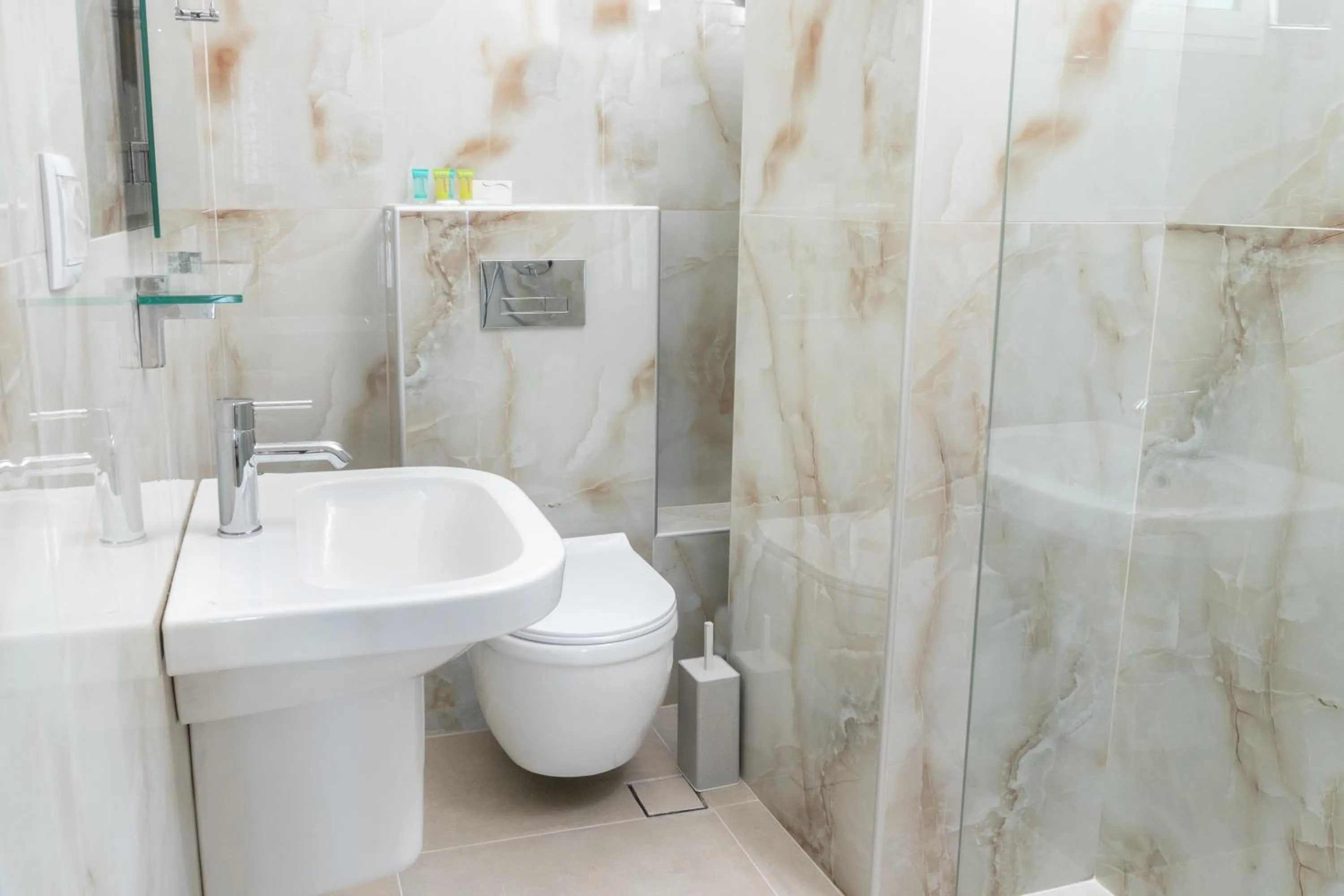 Bathroom in Georgalas Sun Beach Resort