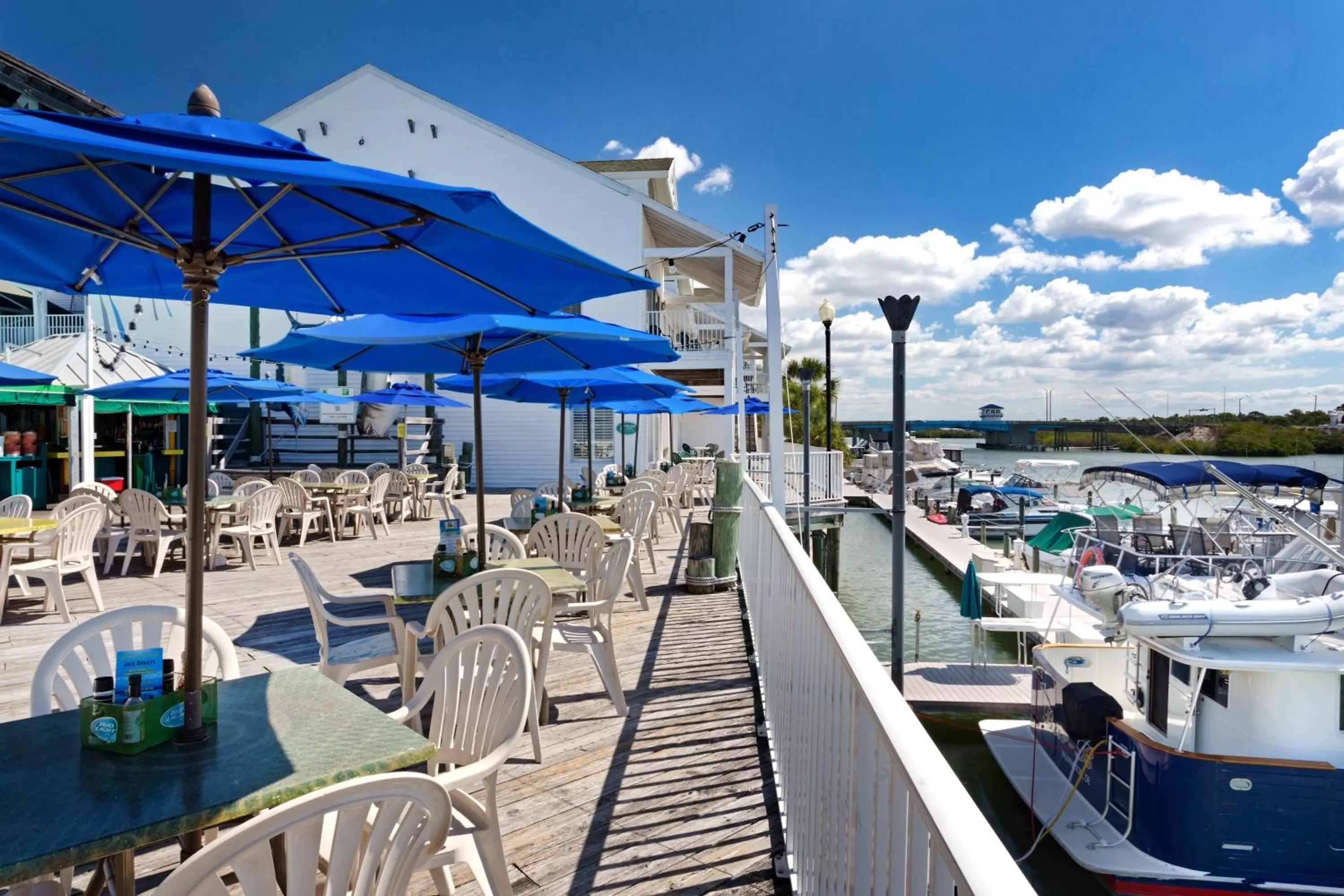 Restaurant/places to eat in Holiday Inn & Suites Clearwater Beach S-Harbourside