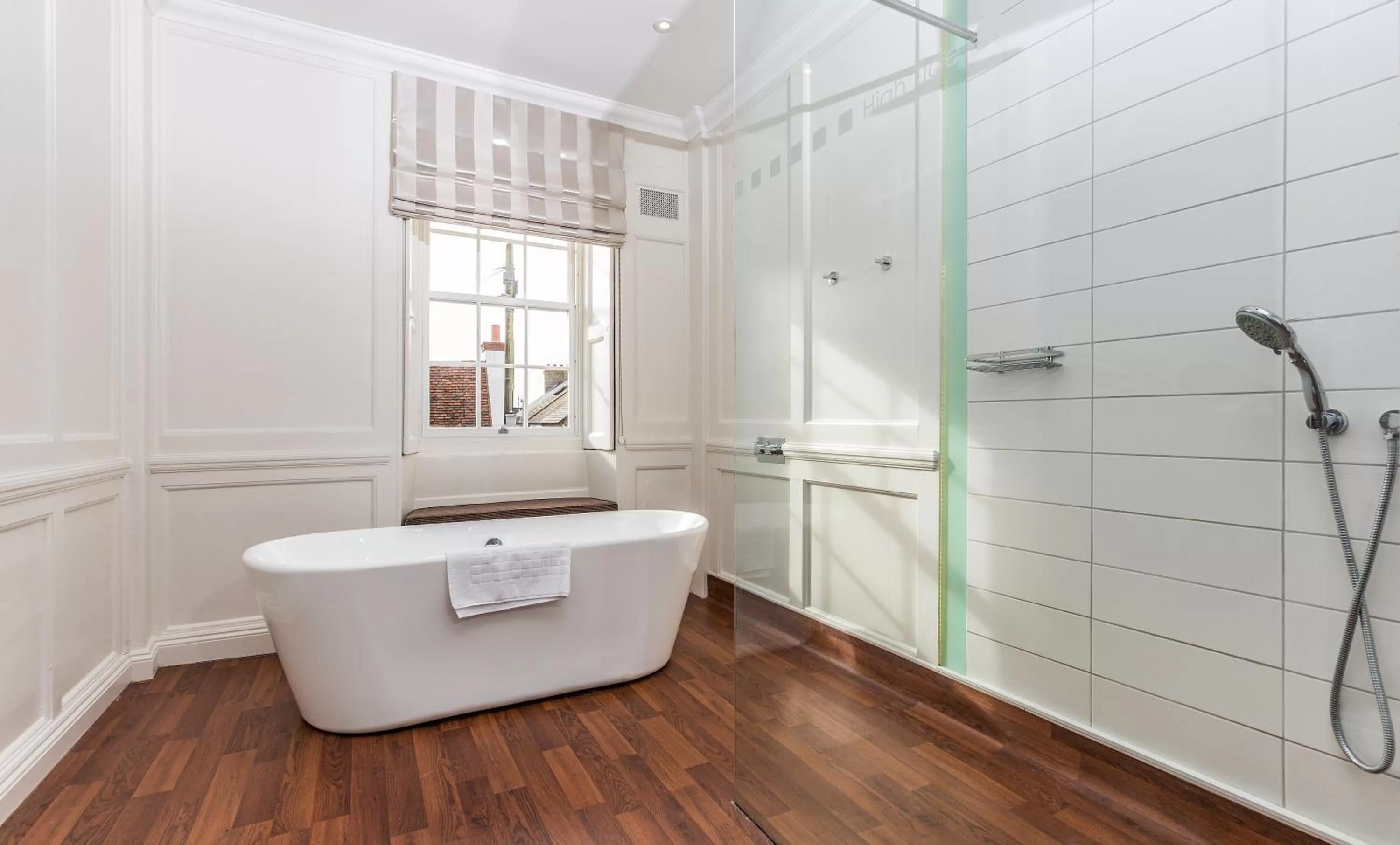 Bathroom in The Bell Inn Hotel