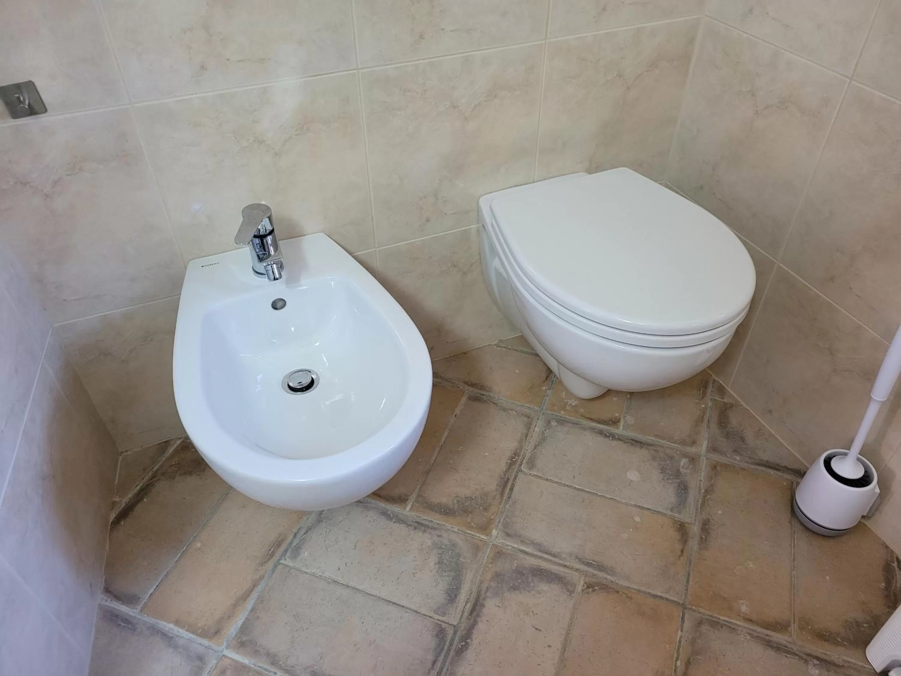 Alloggio turistico Magnifico Alessandro Valle Bernardo 04025 Lenola nei pressi di Fondi LT