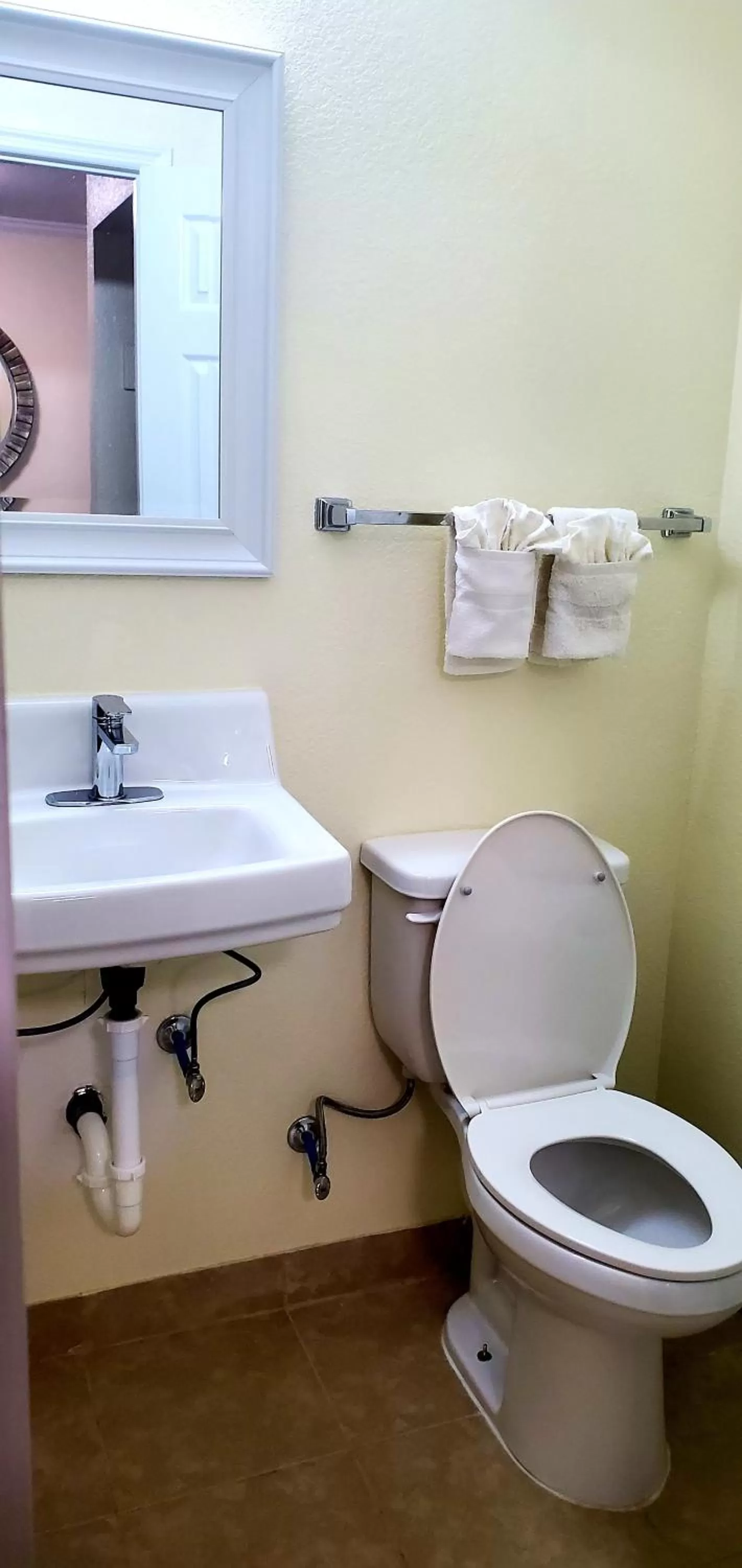 Bathroom in WILLIAMSTON INN