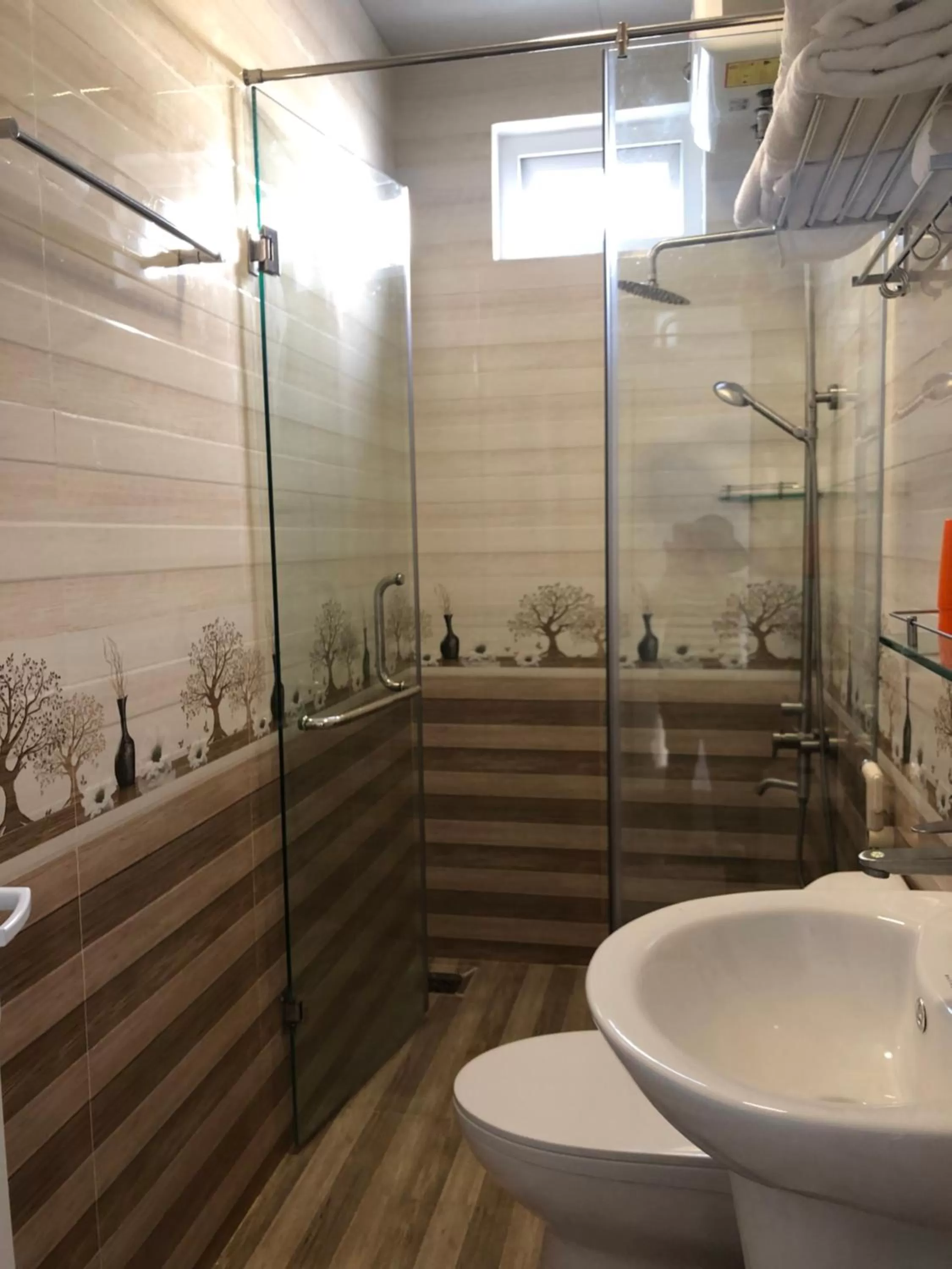 Bathroom in Villa - Hotel Nam Khang 2 Dalat