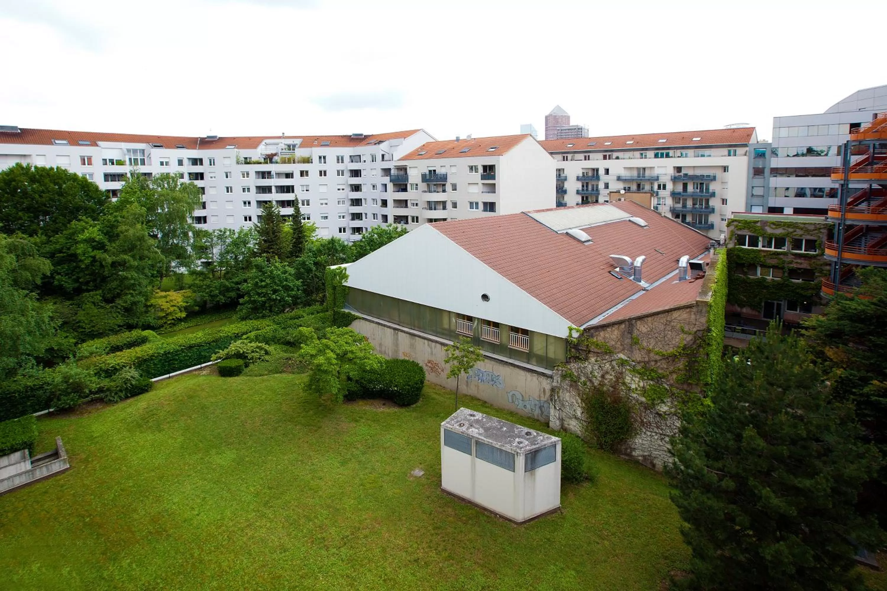 Facade/entrance in Séjours & Affaires Lyon Saint-Nicolas