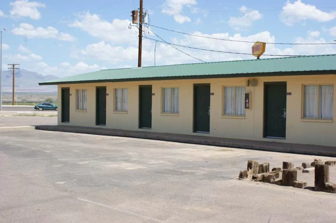 HWY Express Inn and Suites