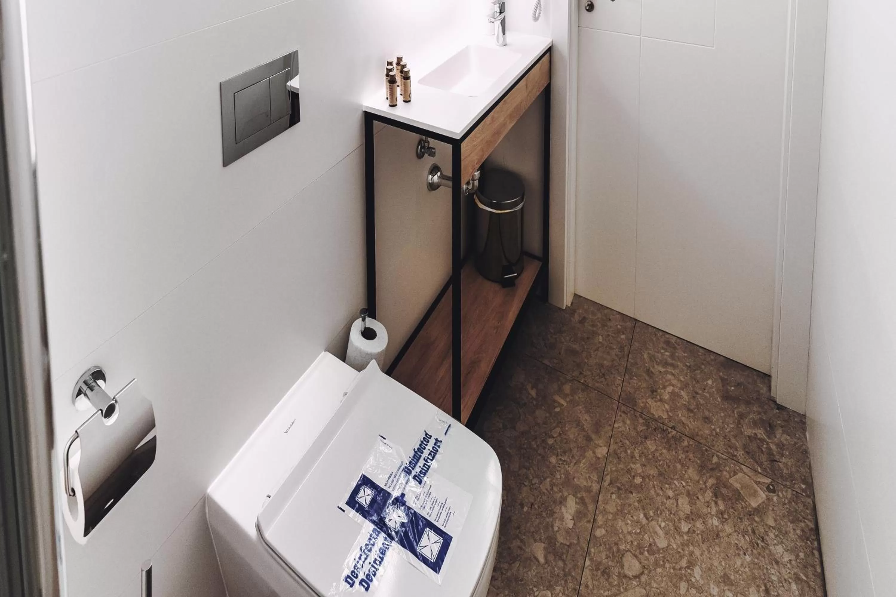 Bathroom in Posidonia Aparthotel