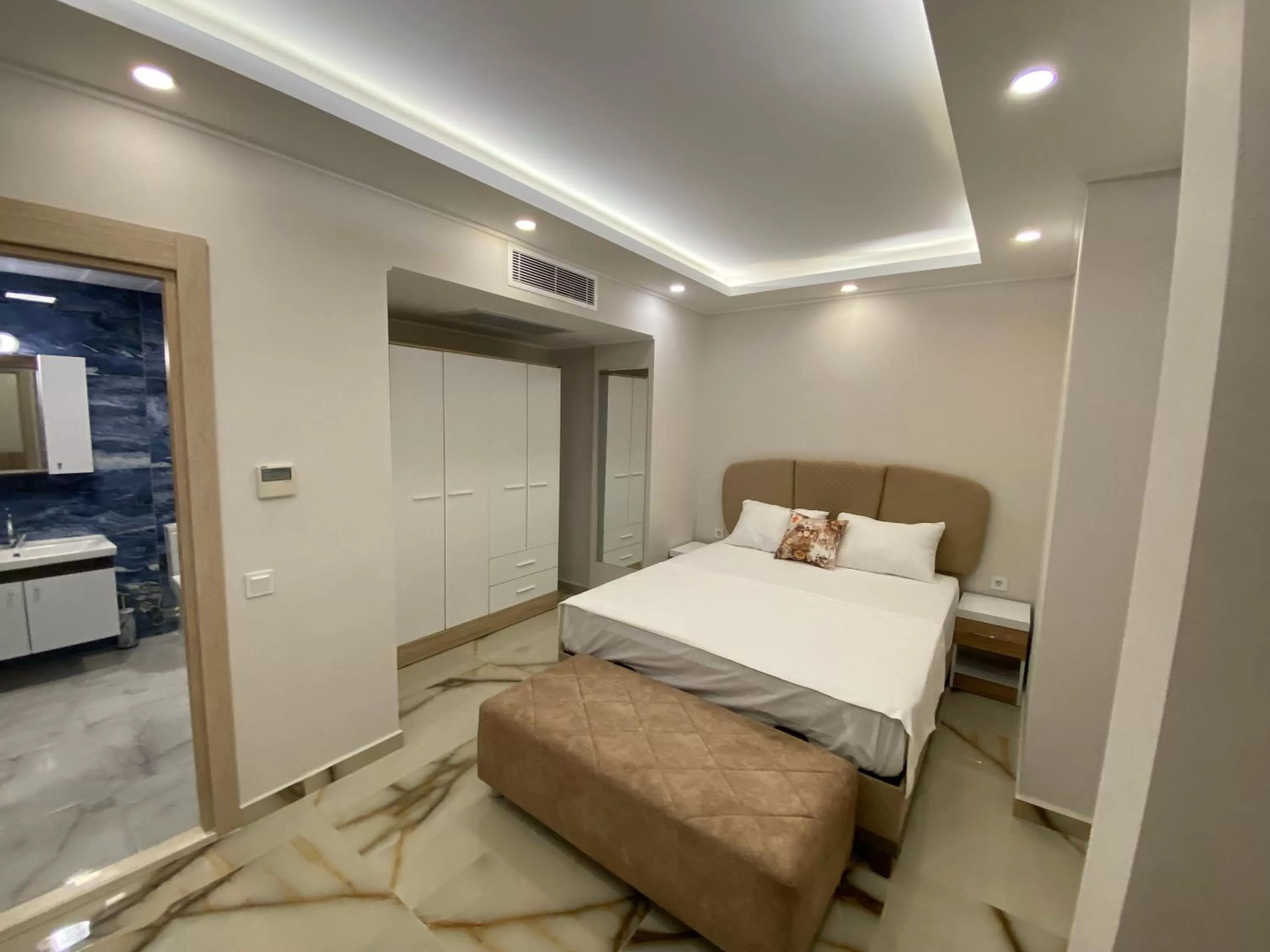 Bed in Huma Elite Hotel