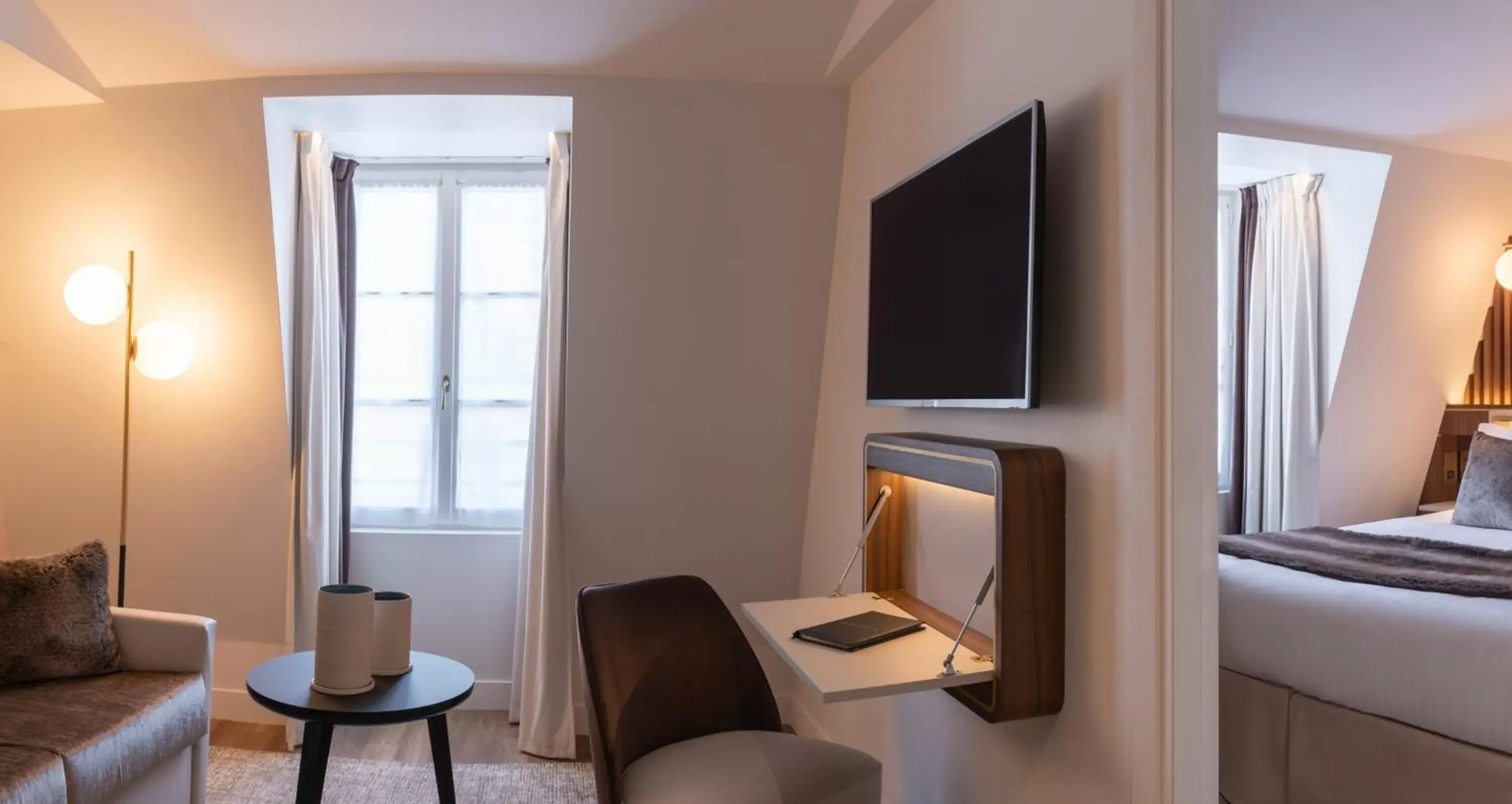 Suite in Lord Byron Suite in Lord Byron