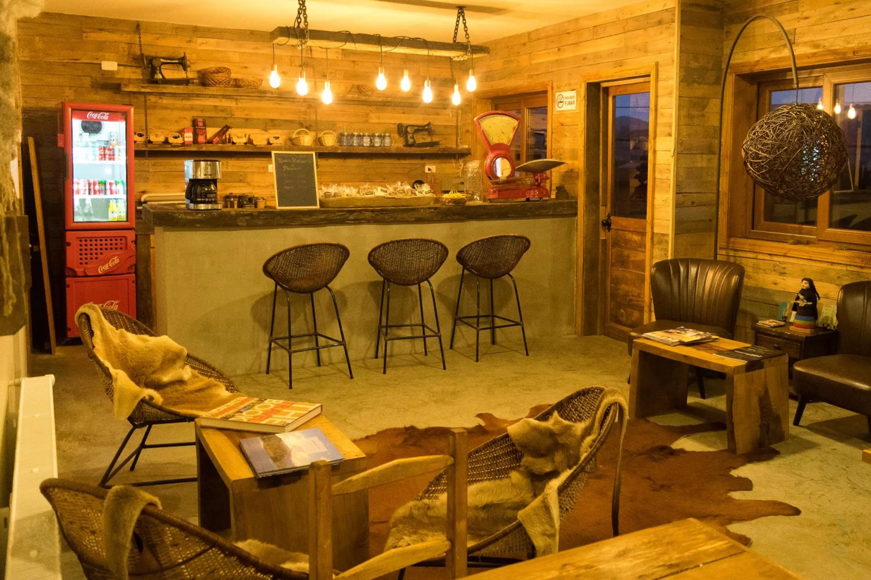 Communal lounge/ TV room, Lounge/Bar in Hotel 381 Panguipulli