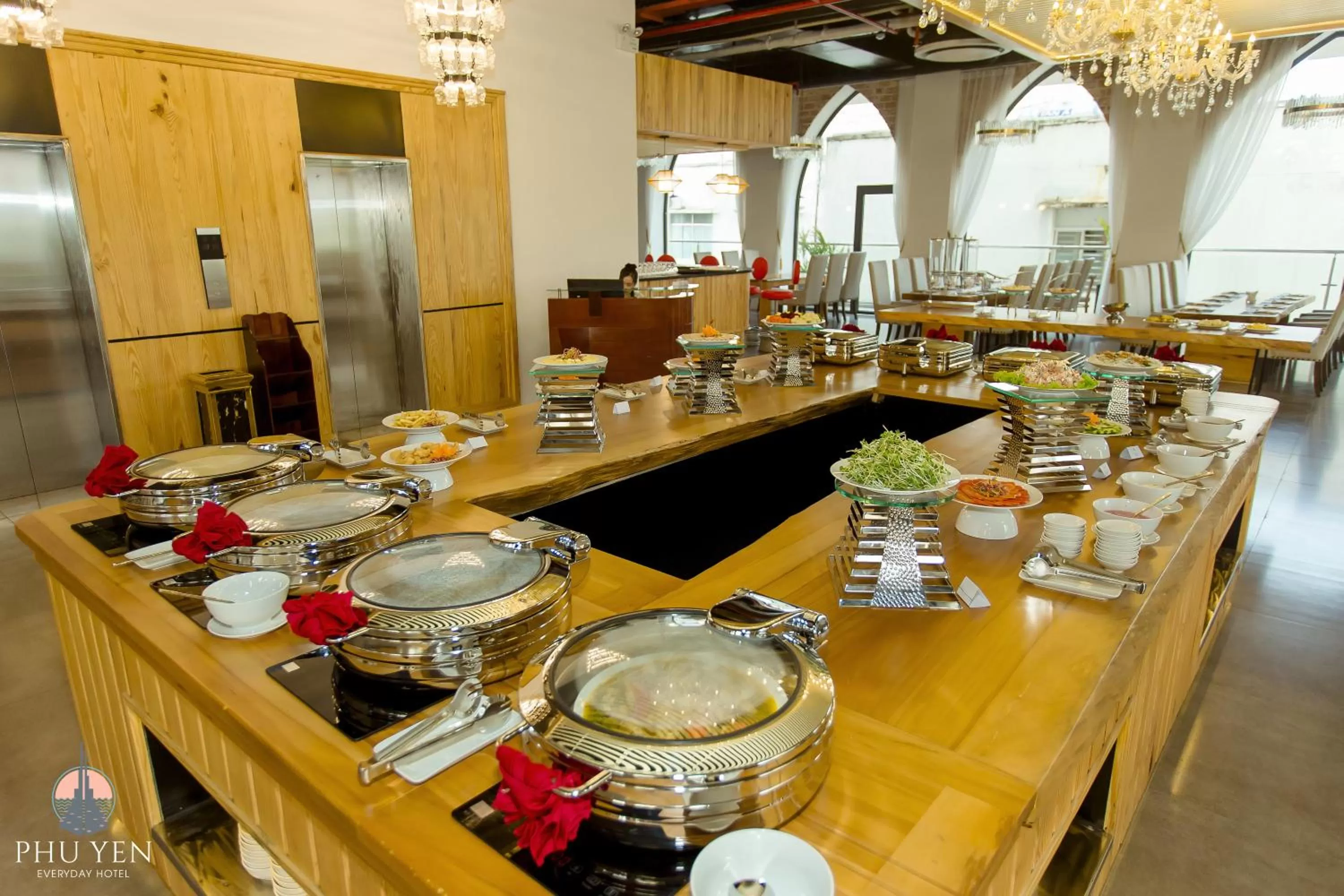 Restaurant/places to eat in PHÚ YÊN EVERYDAY HOTEL