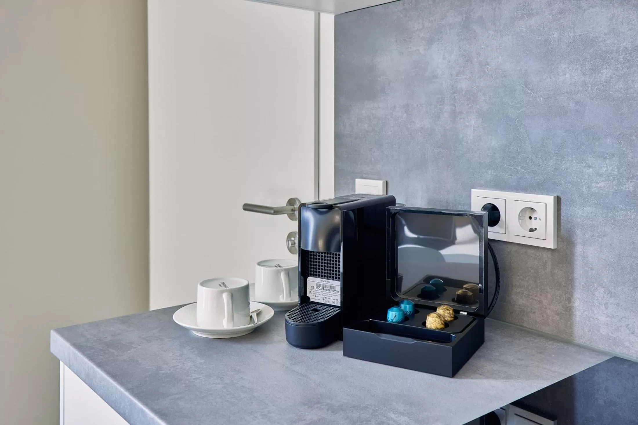 Coffee/tea facilities in Boardinghotel Premium Heidelberg