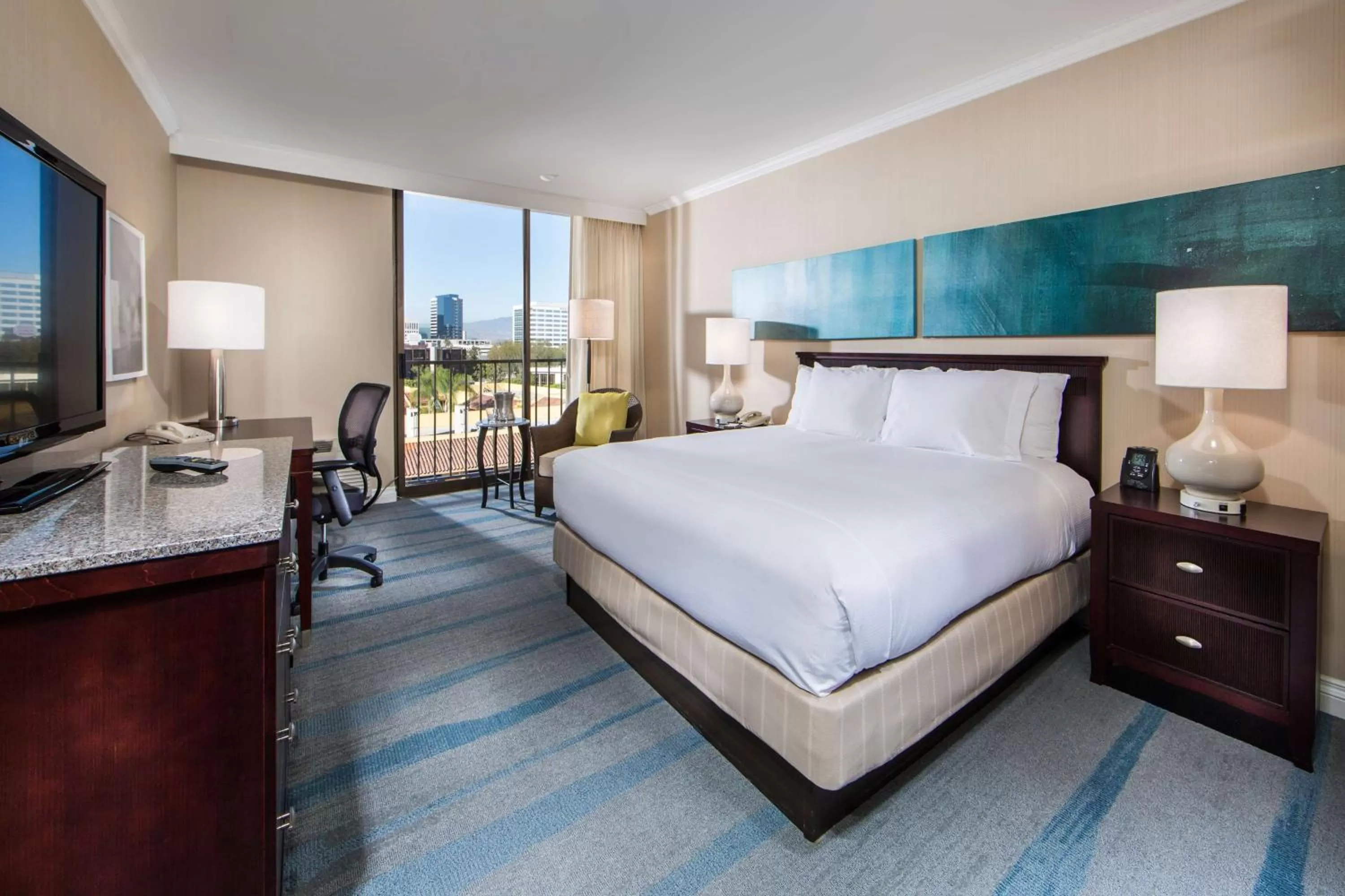 King Room in Hilton Irvine/Orange County Airport