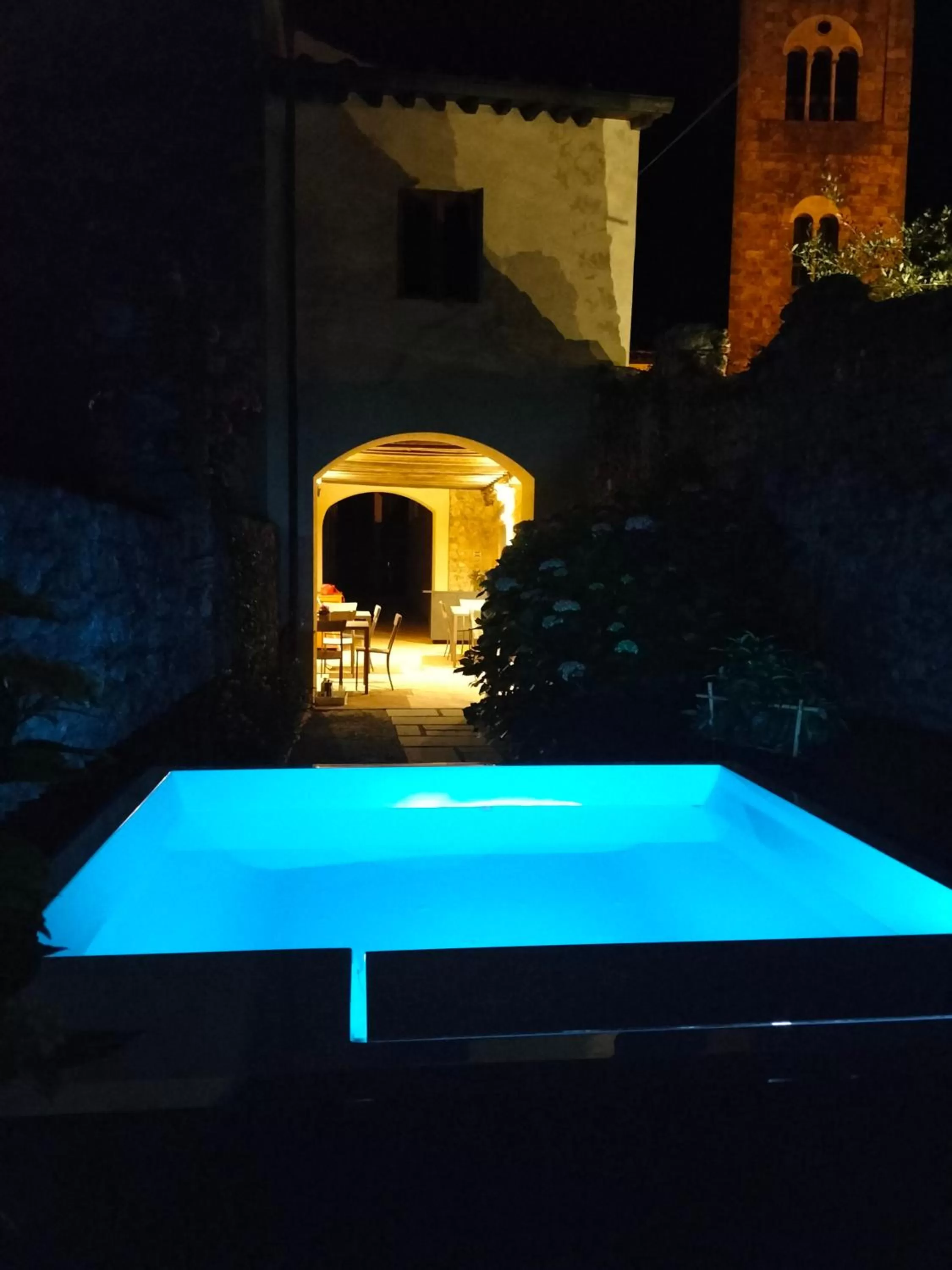 Hot Tub in Badia Giulia Prestigious Historical B&B, Camaiore - Adults Only - No Pets
