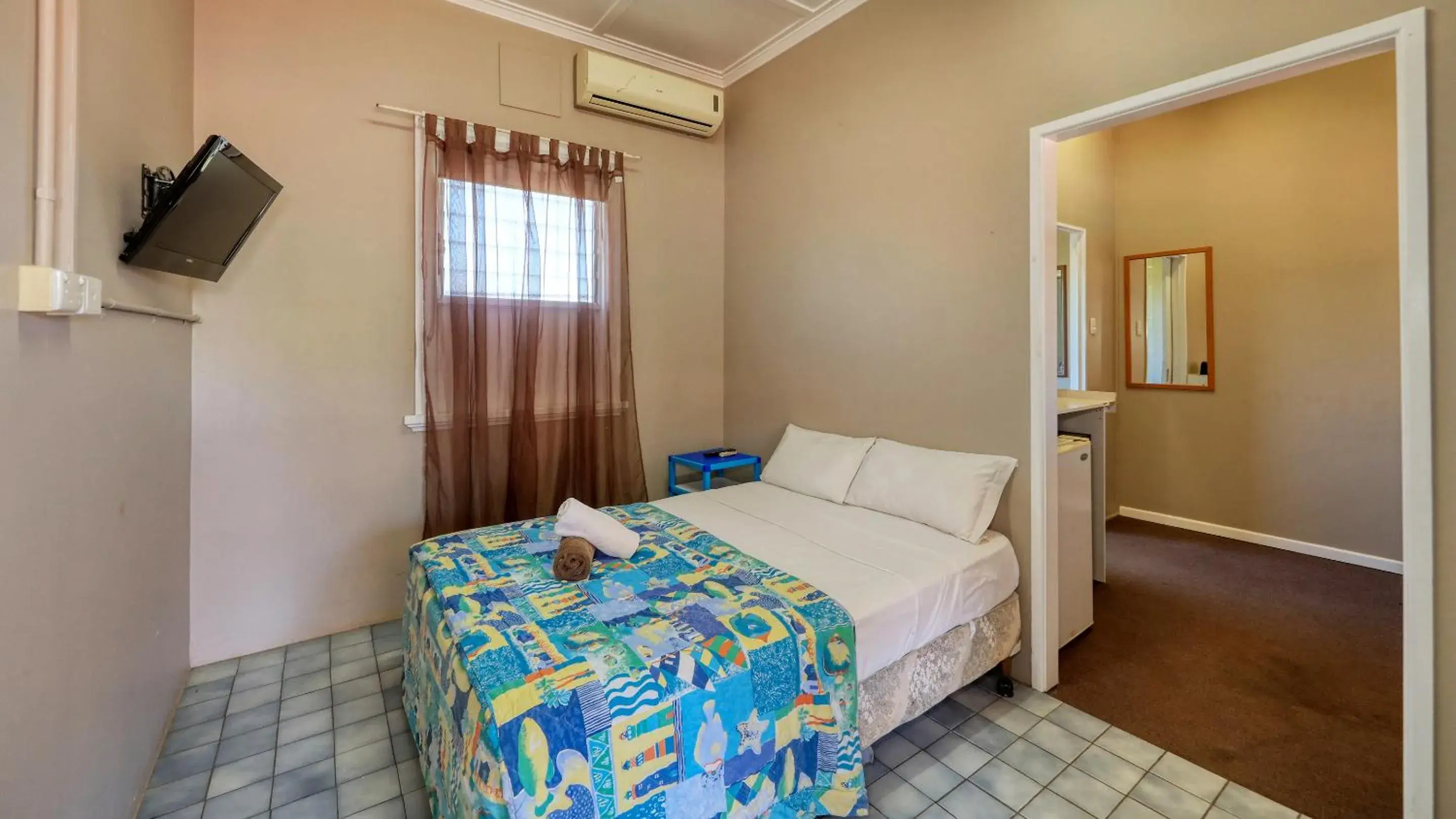 Queen Room with Balcony in Hotel Corones Queen Room with Balcony in Hotel Corones