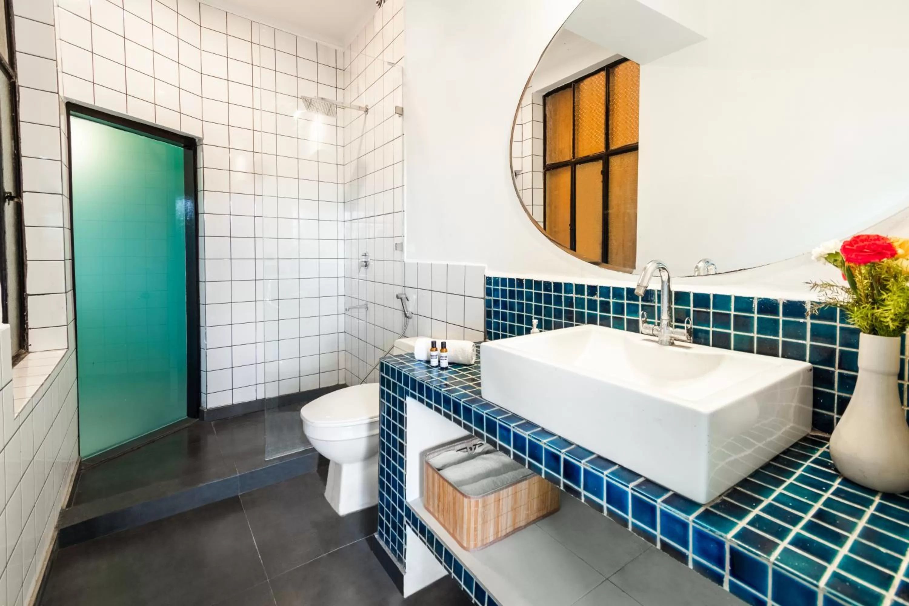 Bathroom in LetsBunk Poshtel & Suites