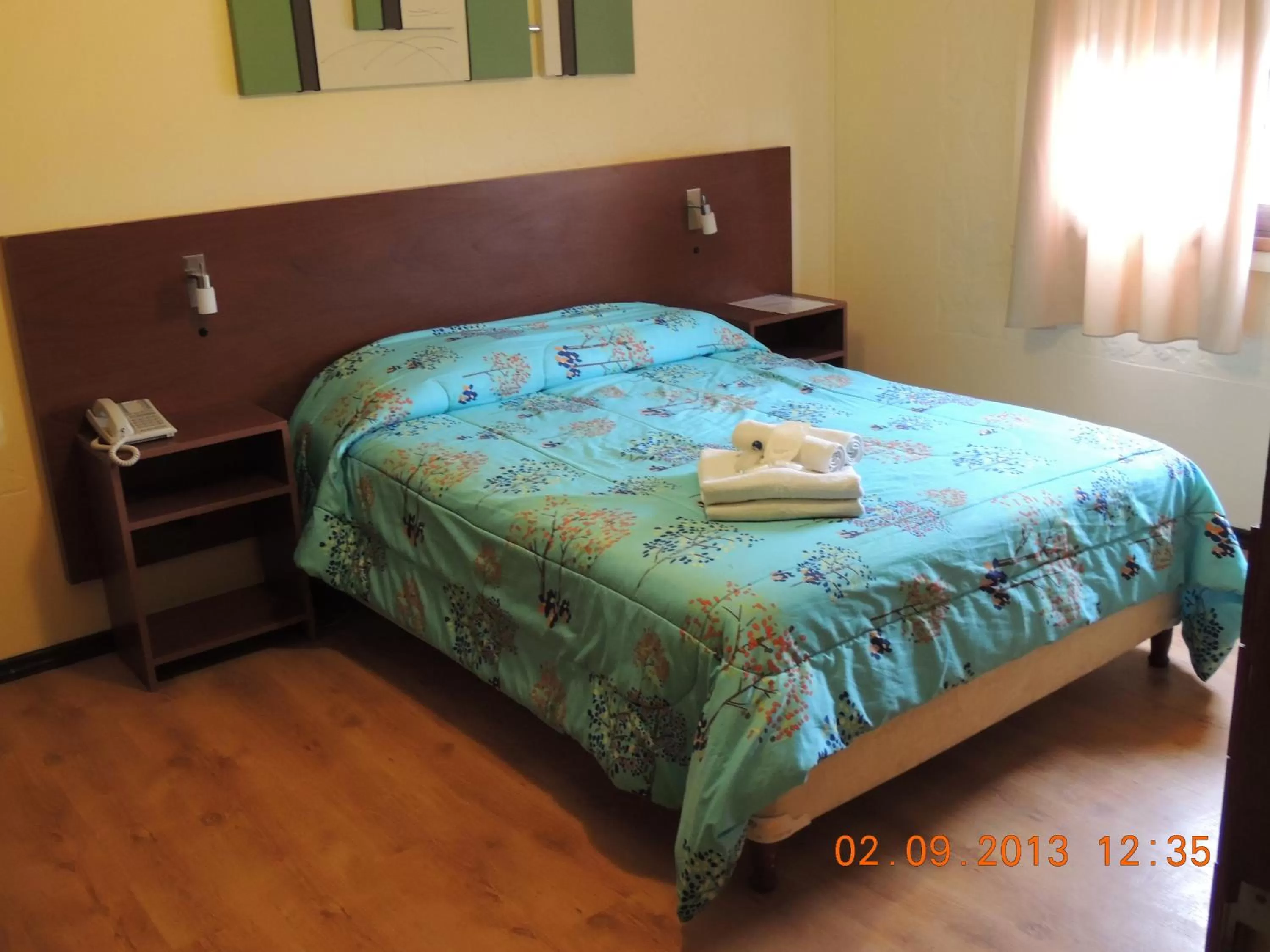 Bed in Hotel Internacional