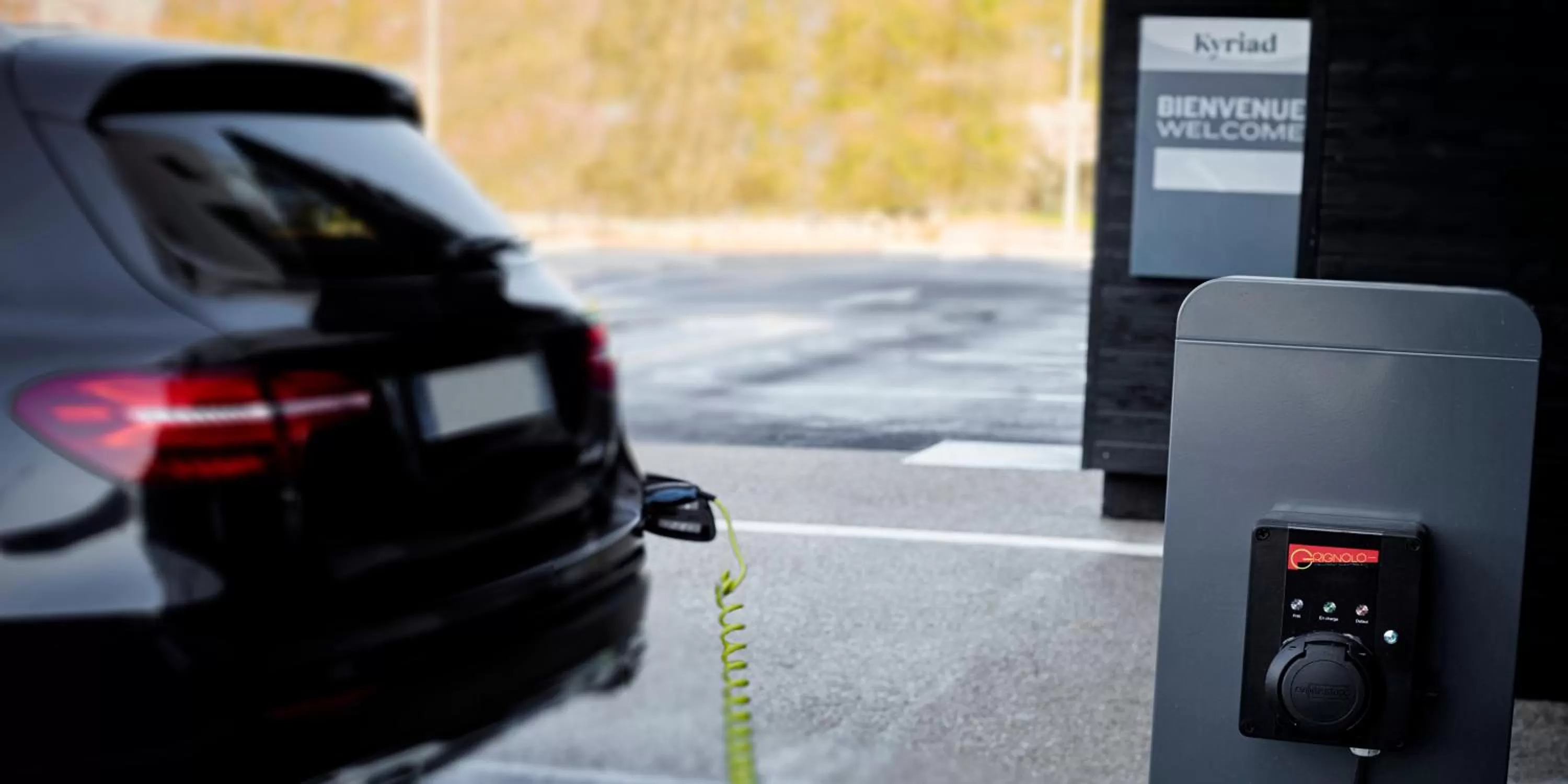 Property building in Kyriad Combs-La-Ville - Senart