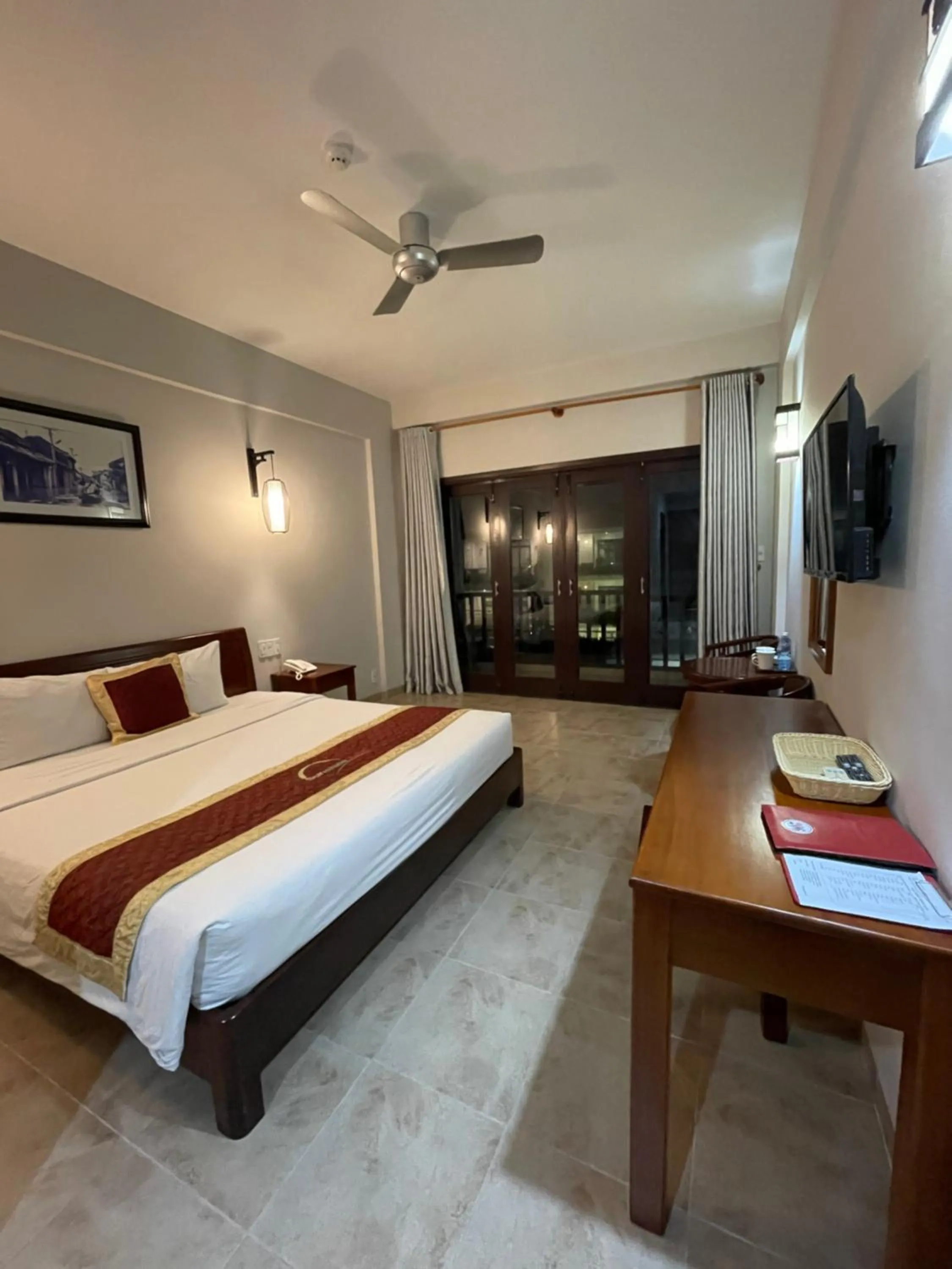 Bed in Sunshine Hoian Hotel