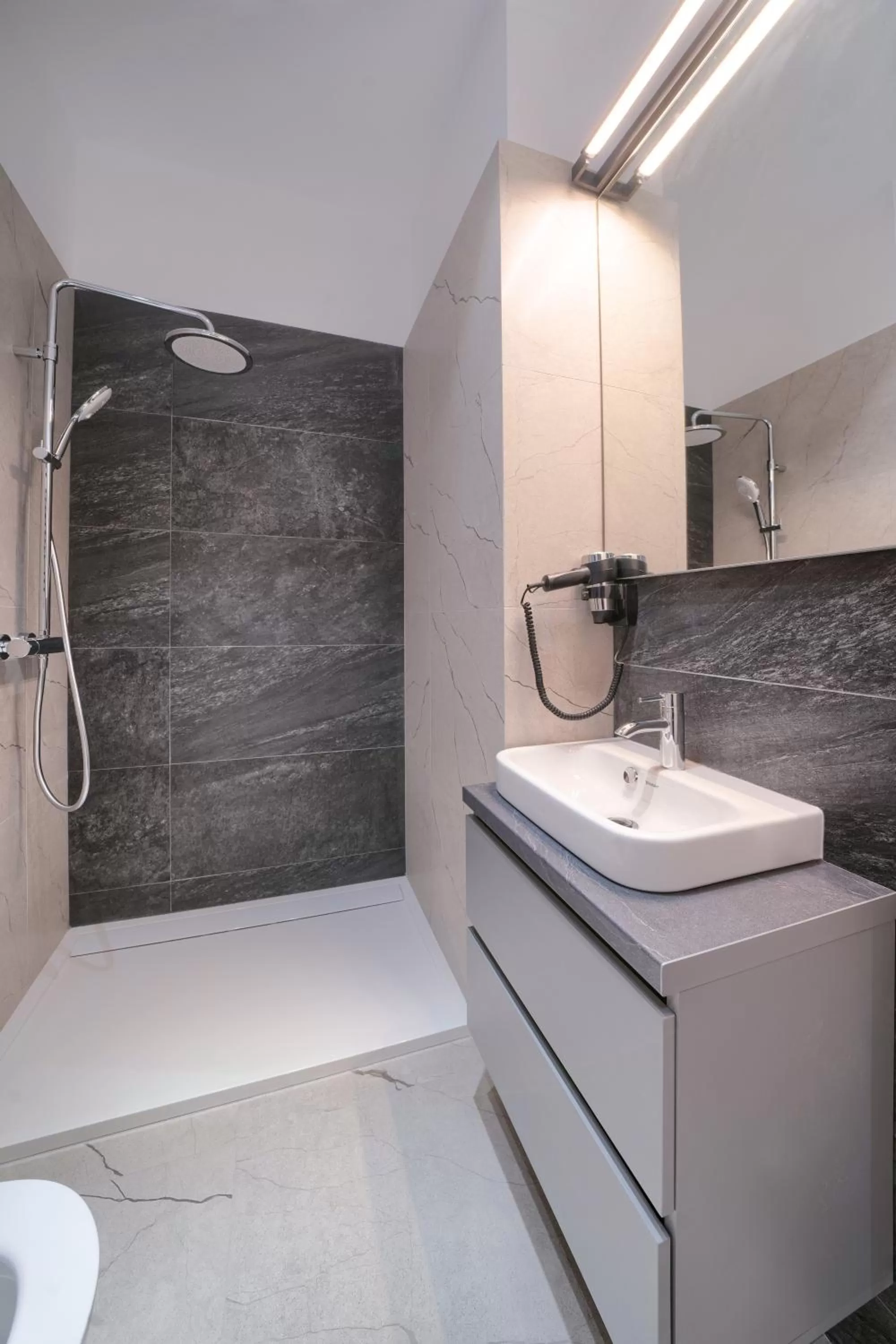 Shower in Elysium Residence