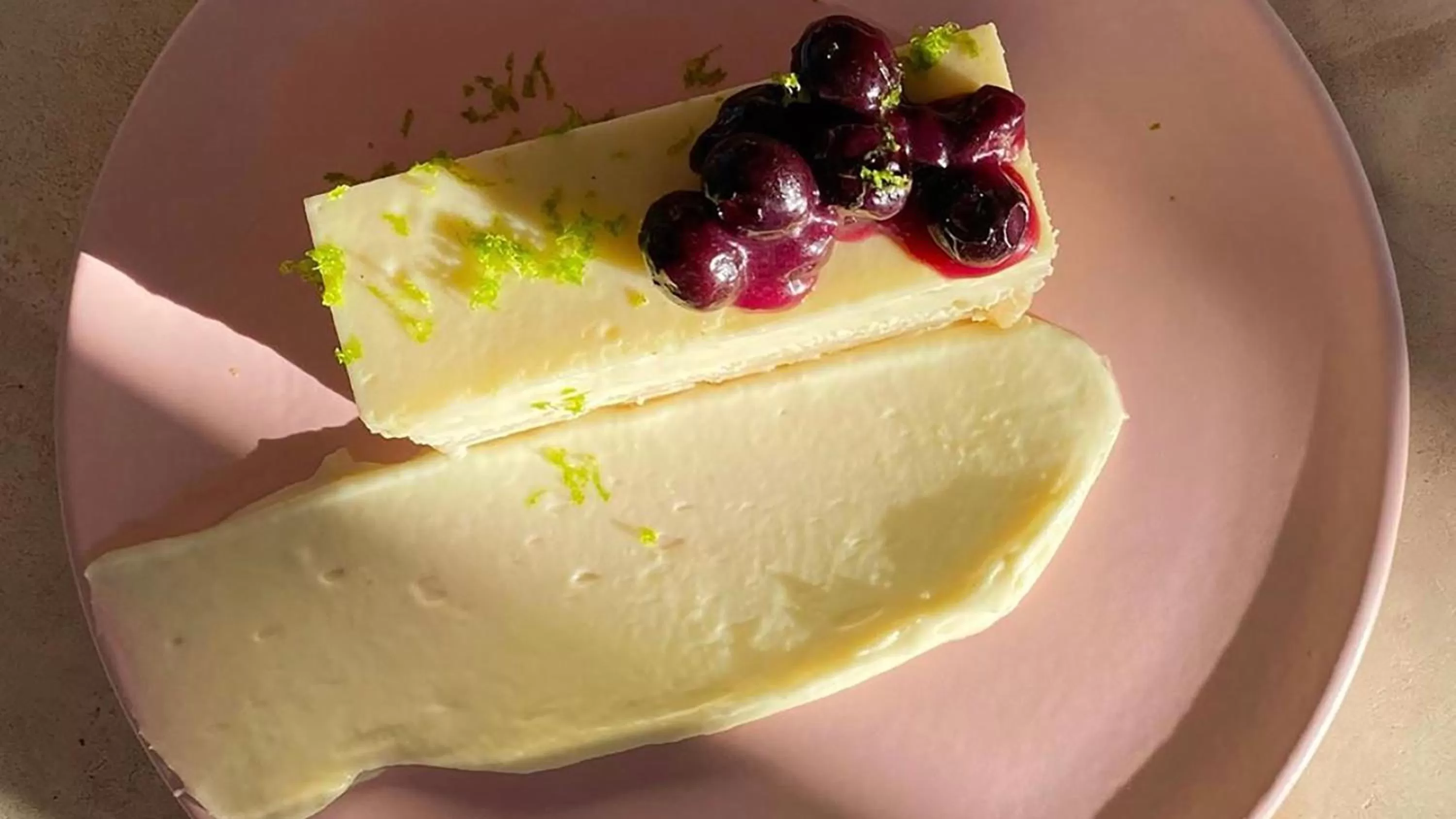 Food in Wayam Mundo Imperial