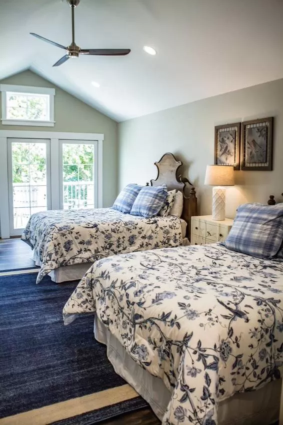 Bed in Quarterdeck Resort