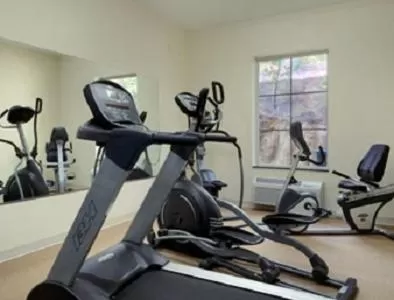 Fitness centre/facilities in Baymont by Wyndham Henderson