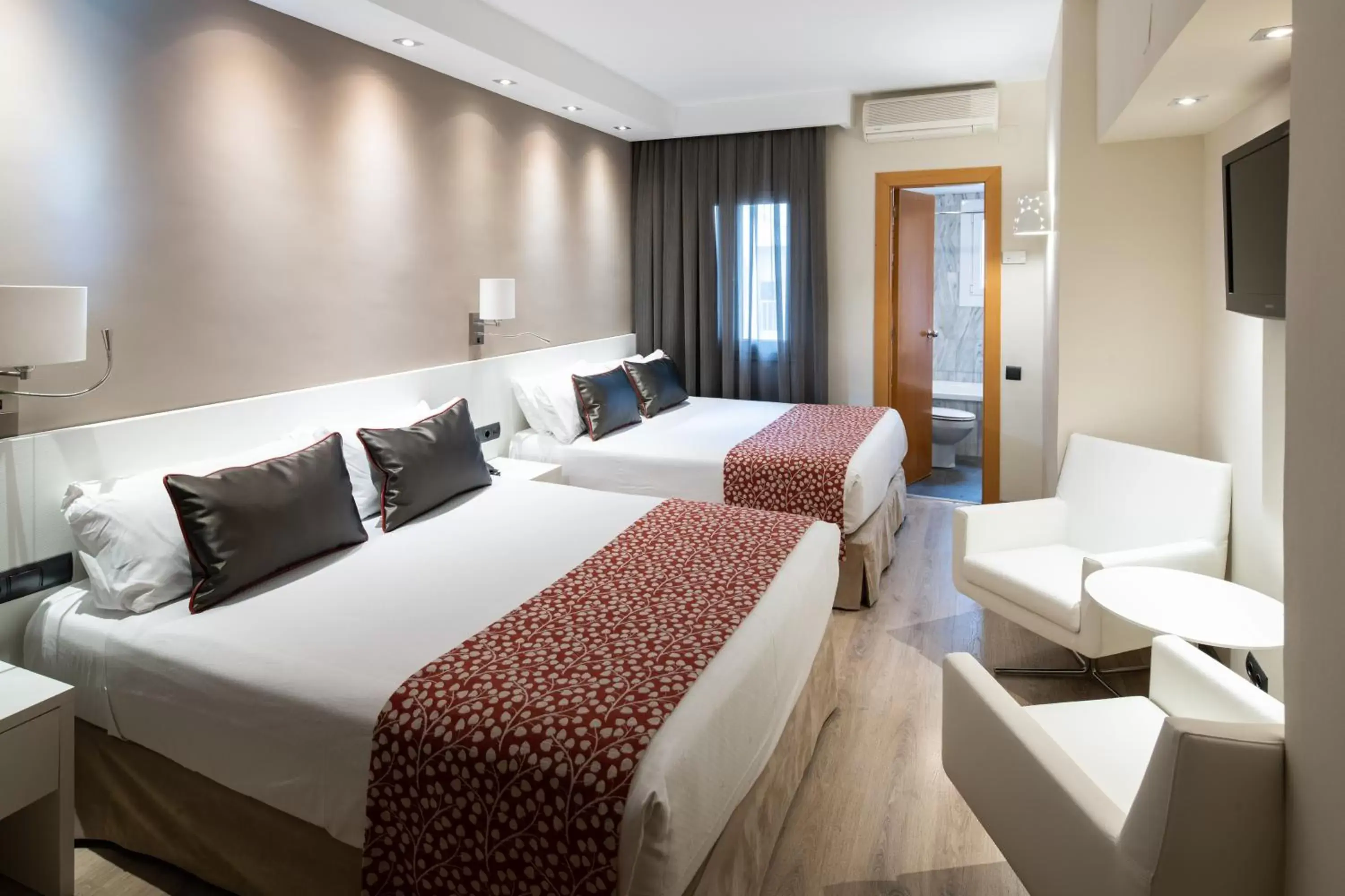 Family Room (2 Adults + 2 Children) in Catalonia Castellnou Family Room (2 Adults + 2 Children) in Catalonia Castellnou