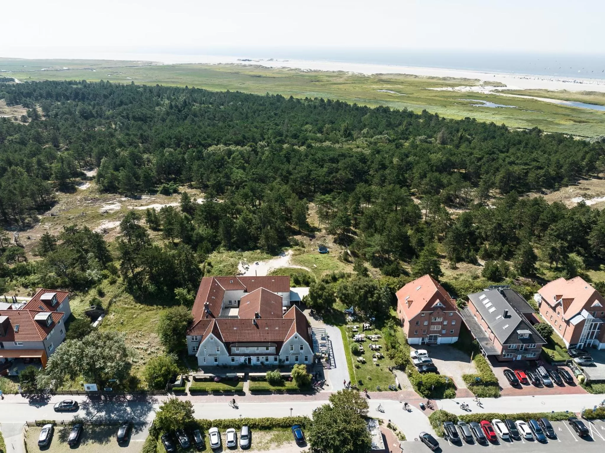 Property building, Bird's-eye View in Hotel 'Das Strandhaus'
