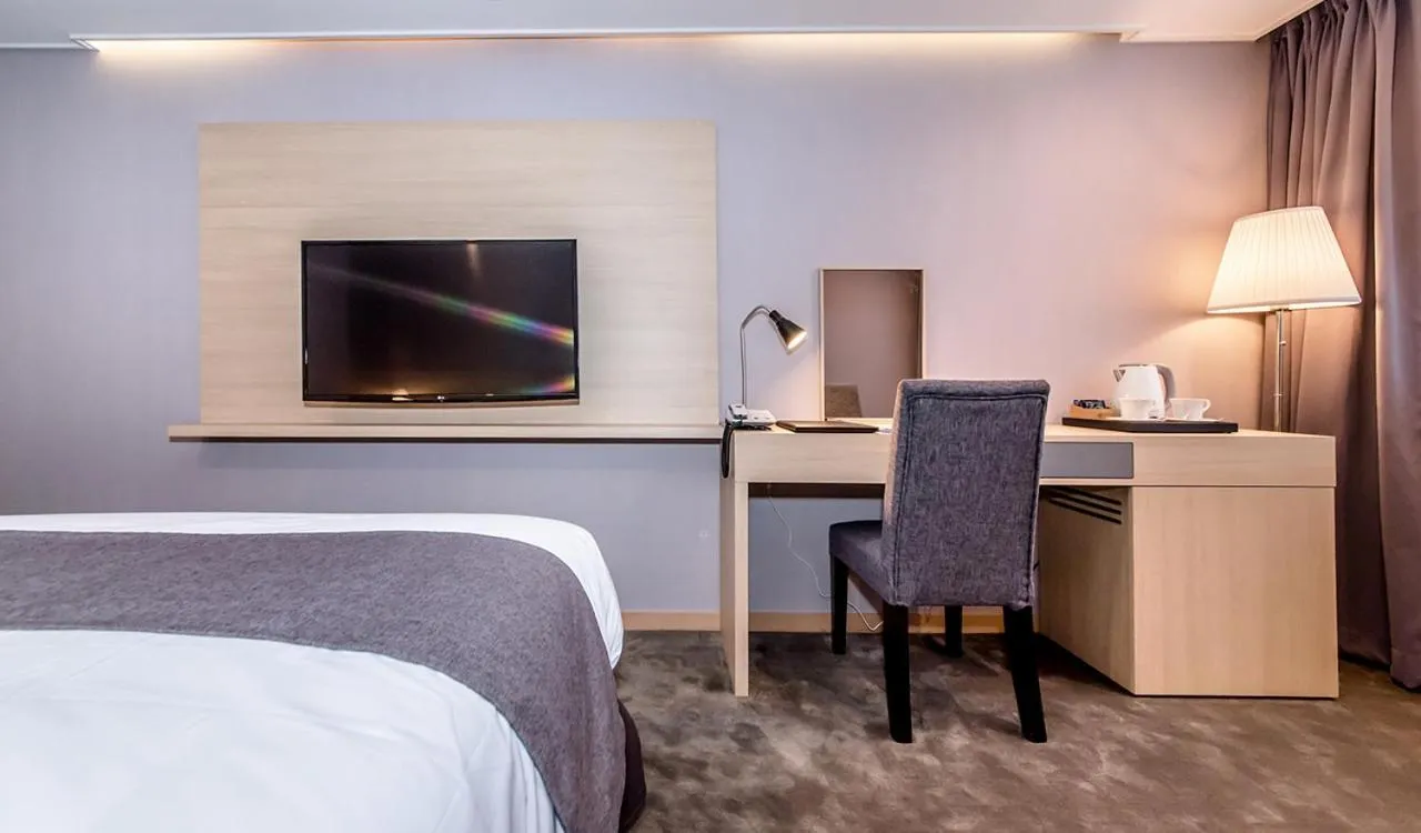 Bedroom, Bed in Hotel Shalom Jeju