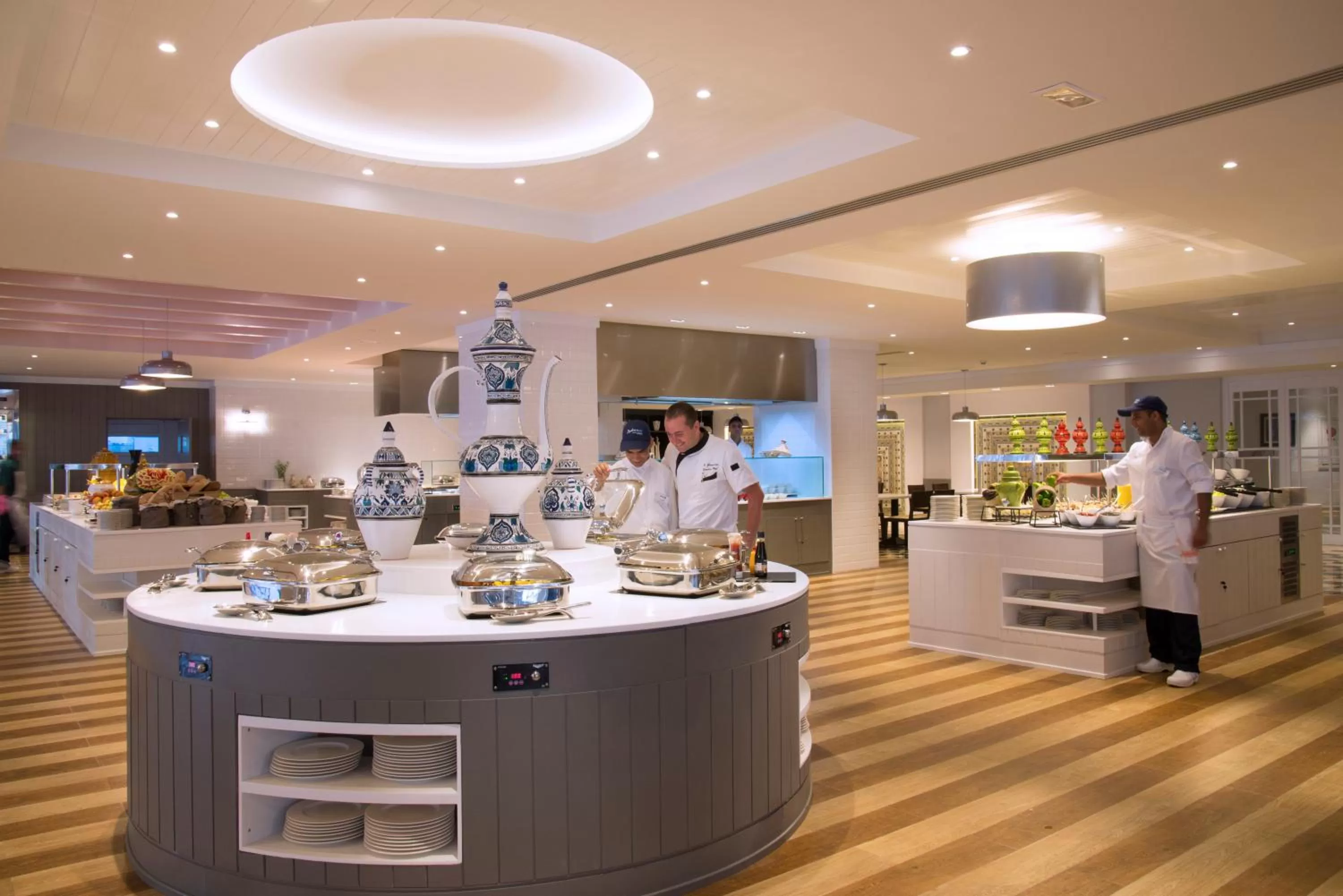 Restaurant/places to eat in Radisson Blu Resort & Thalasso Hammamet