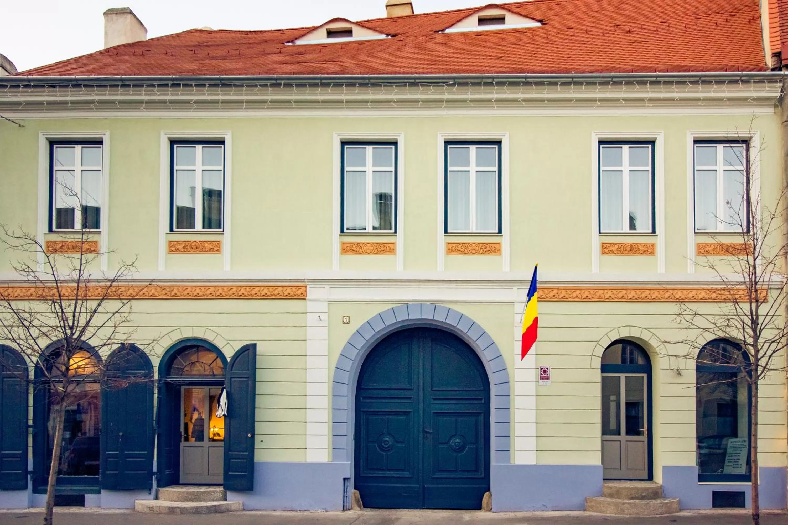 Facade/entrance, Property Building in MAGISTER seven