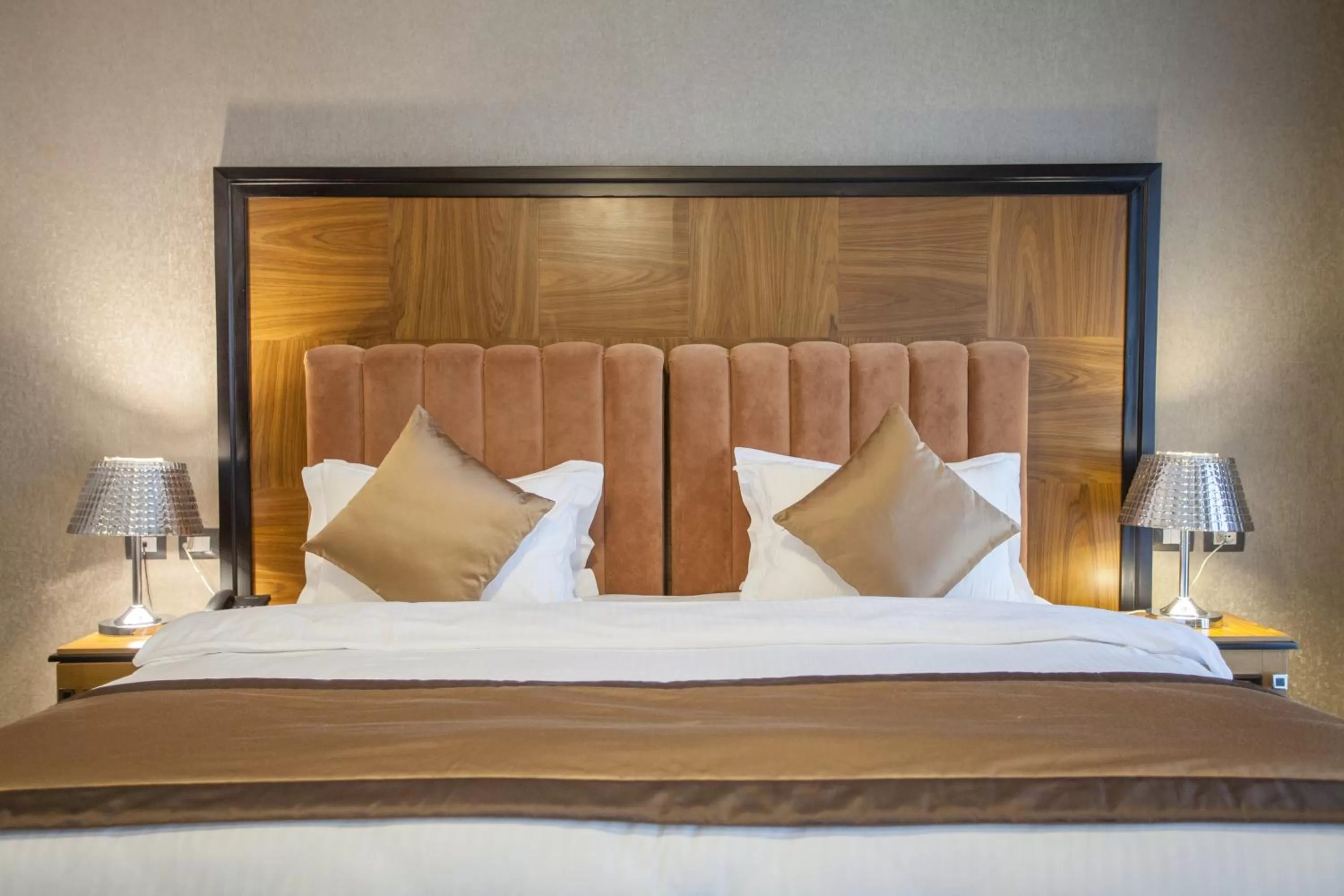 Bedroom, Bed in Hotel Colosseo Tirana