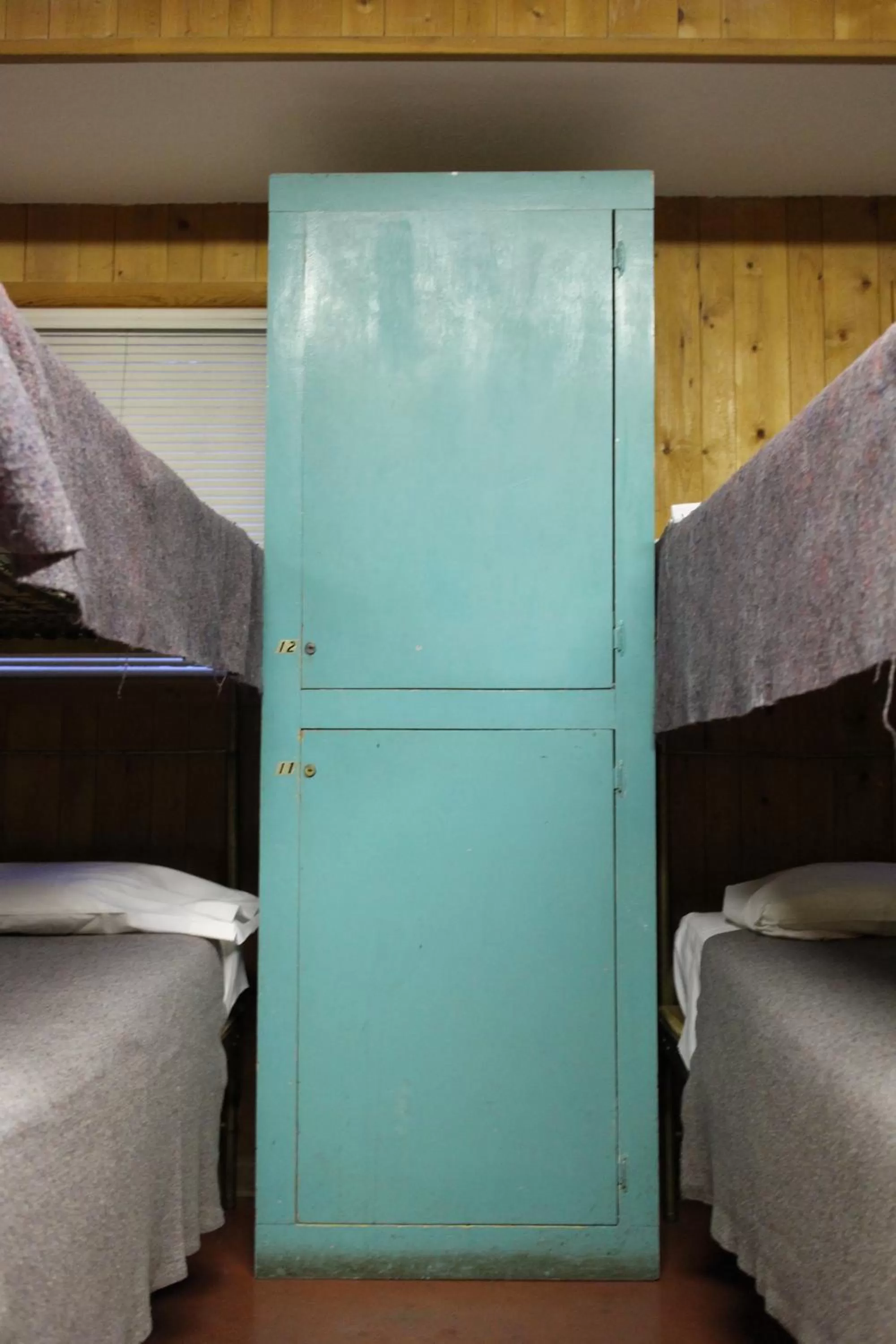 Bed in Chateau Apres Lodge