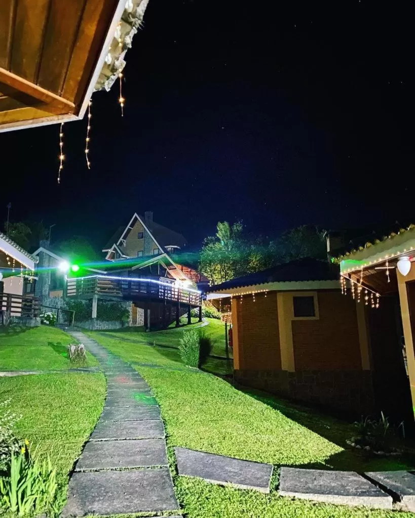 Garden view, Property Building in Chalés 3 Pinheiros