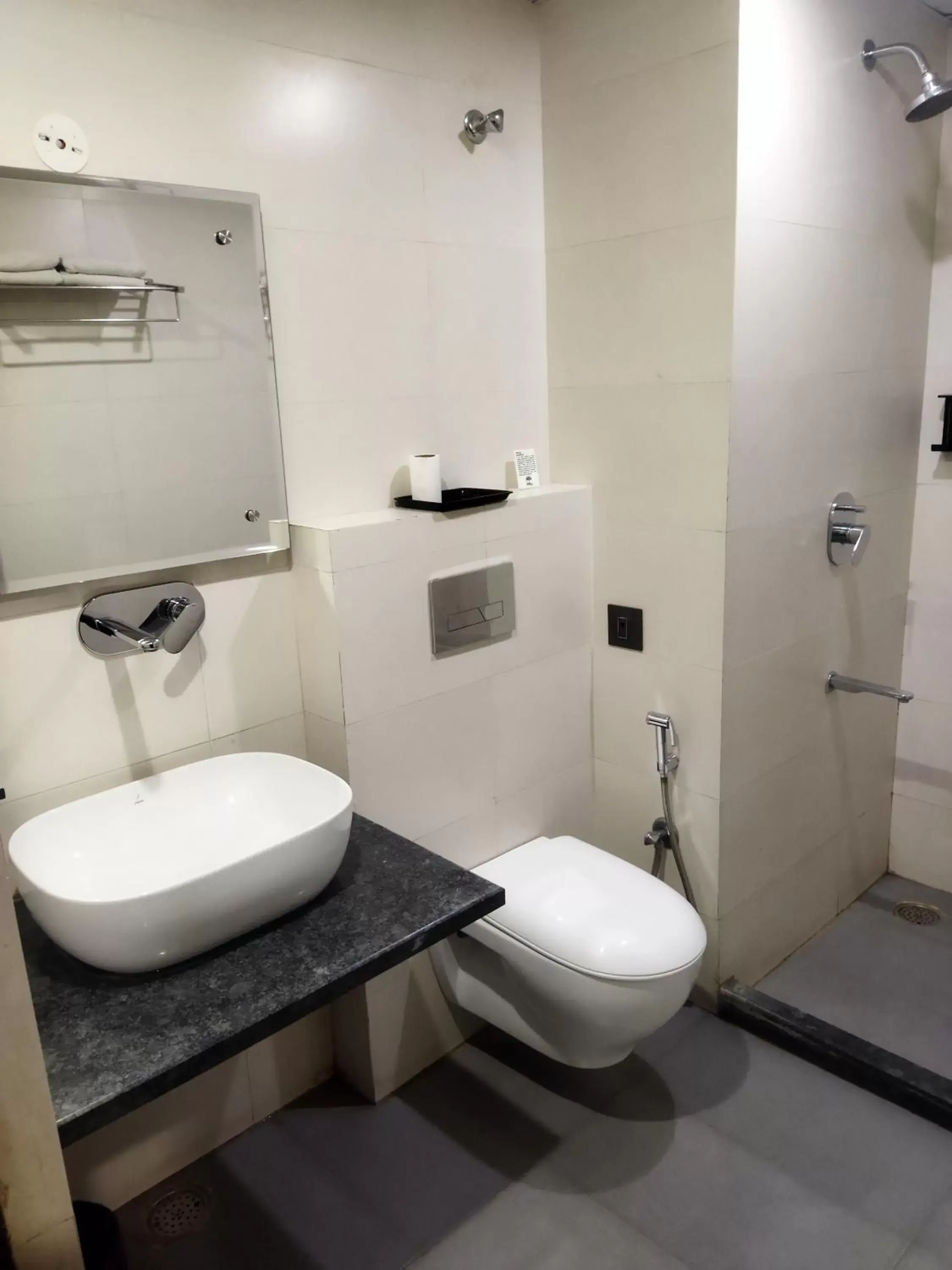 Deluxe Double Room - single occupancy in TGI Apple Inn Deluxe Double Room - single occupancy in TGI Apple Inn