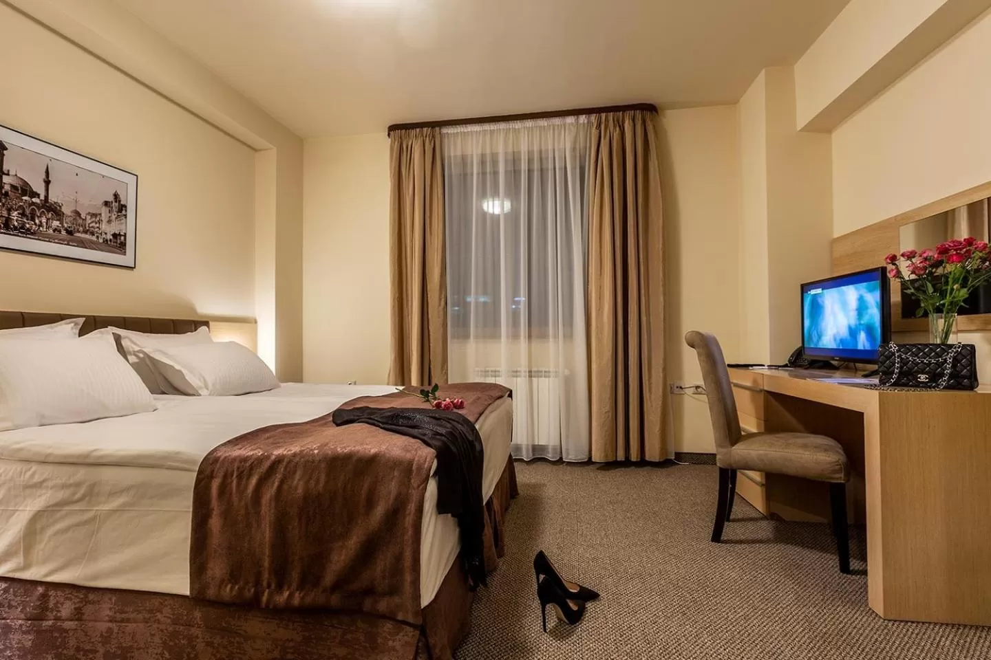 Communal lounge/ TV room, Bed in Sofia Palace Hotel by HMG