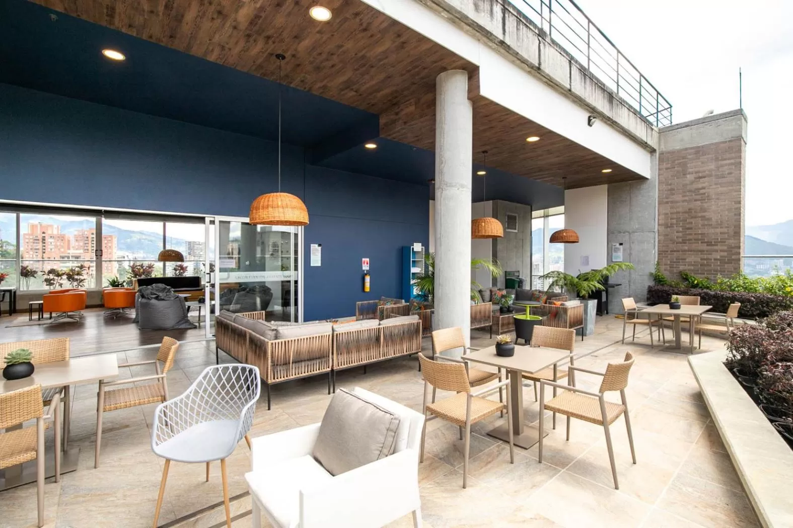 Balcony/Terrace, Lounge/Bar in Soul Lifestyle Hotel