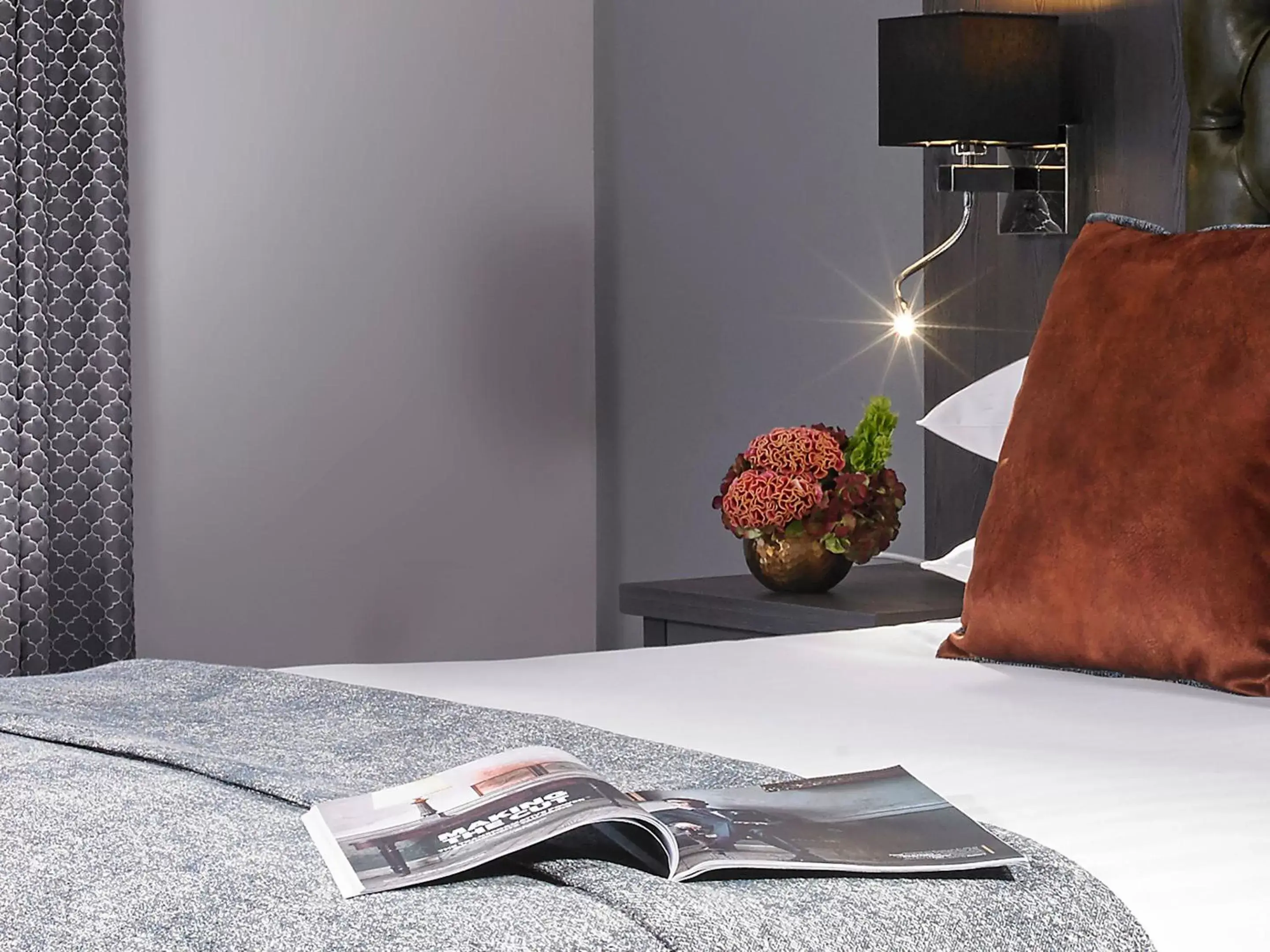 Superior Queen Room - single occupancy in Shannon Springs Hotel Superior Queen Room - single occupancy in Shannon Springs Hotel