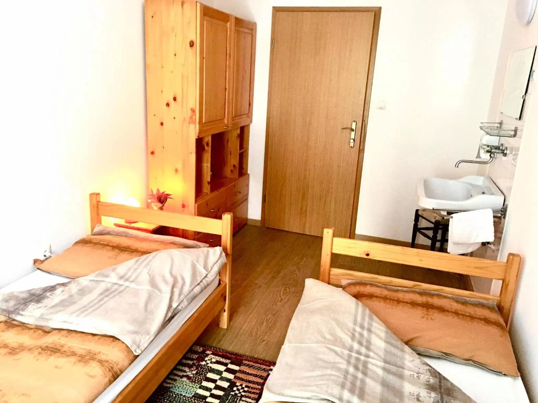 Bedroom, Bed in Adventure Farm