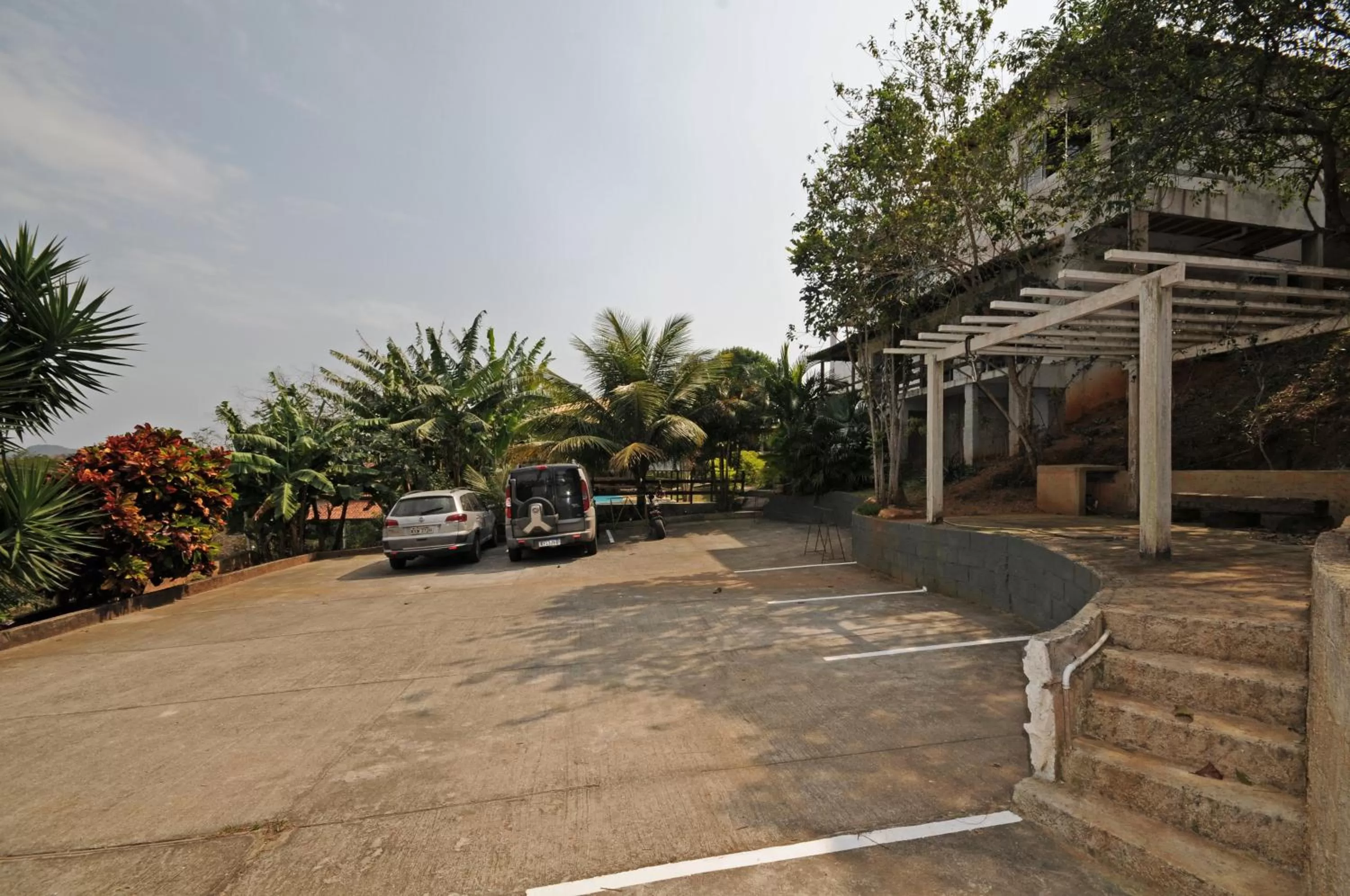 Parking, Property Building in pousada CASA 29 BÚZIOS