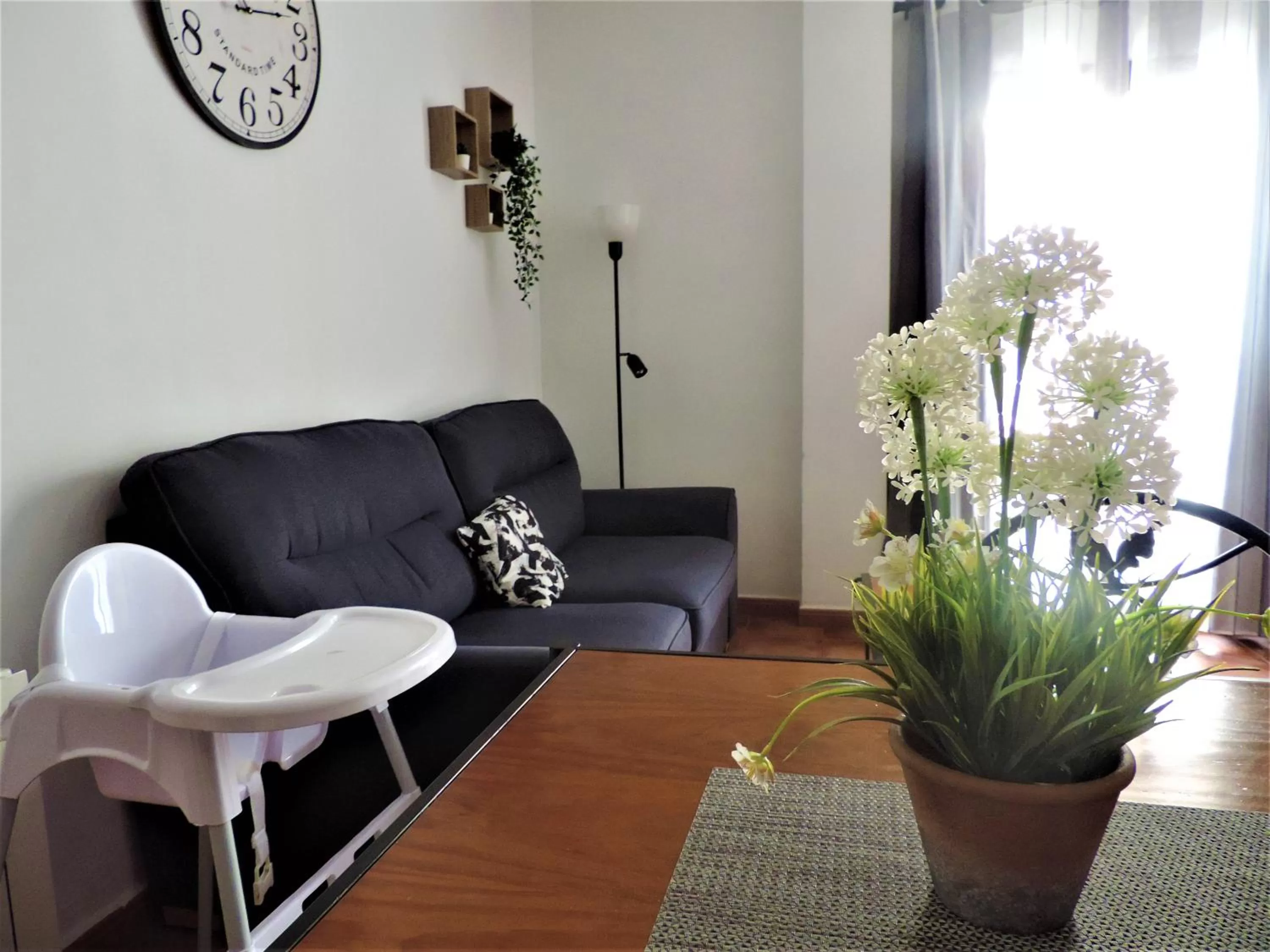 Living room in APARTAMENTOS CASERIA DE COMARES