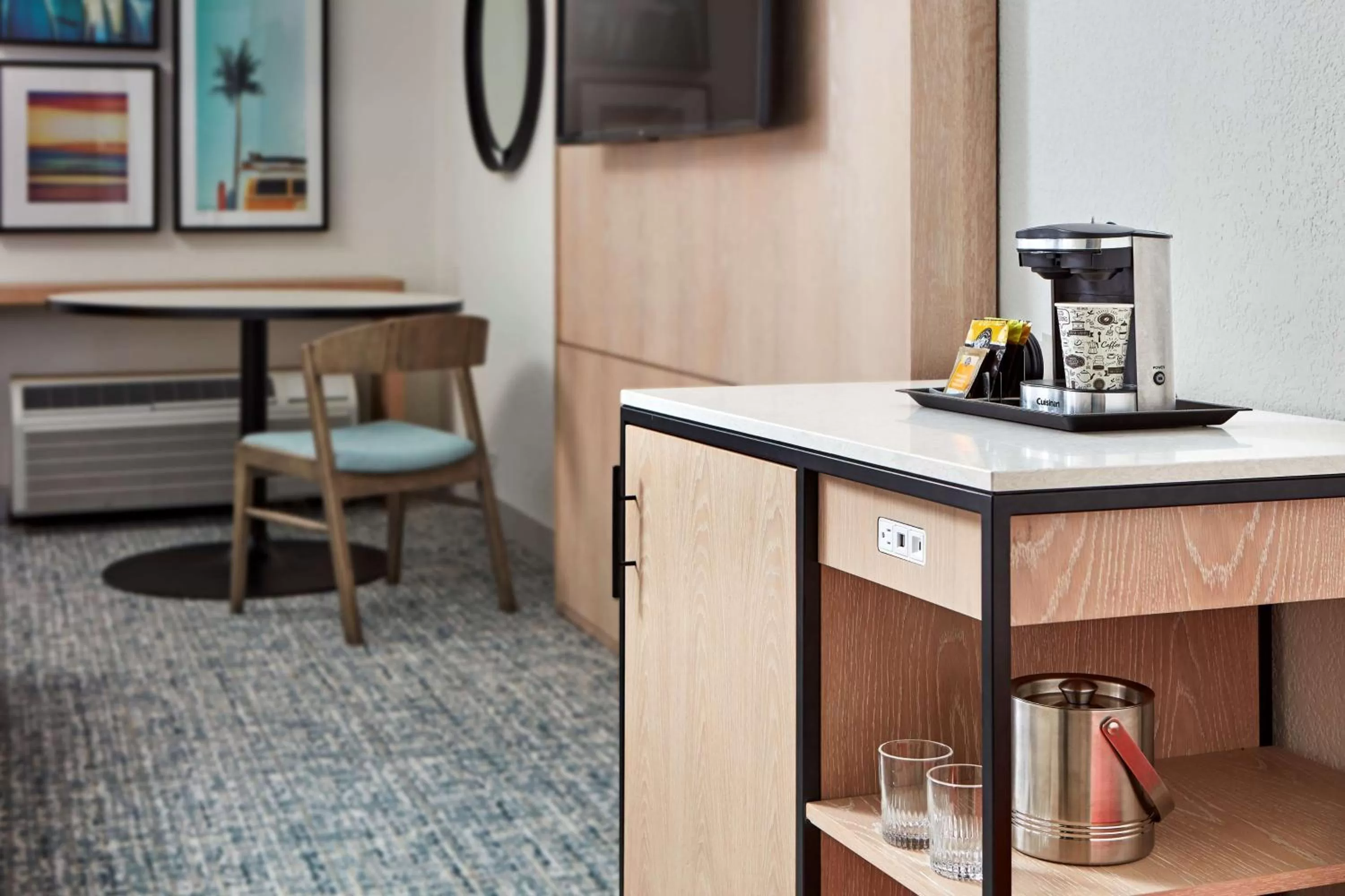 King Room with Pool View in Hotel MDR Marina del Rey- a DoubleTree by Hilton