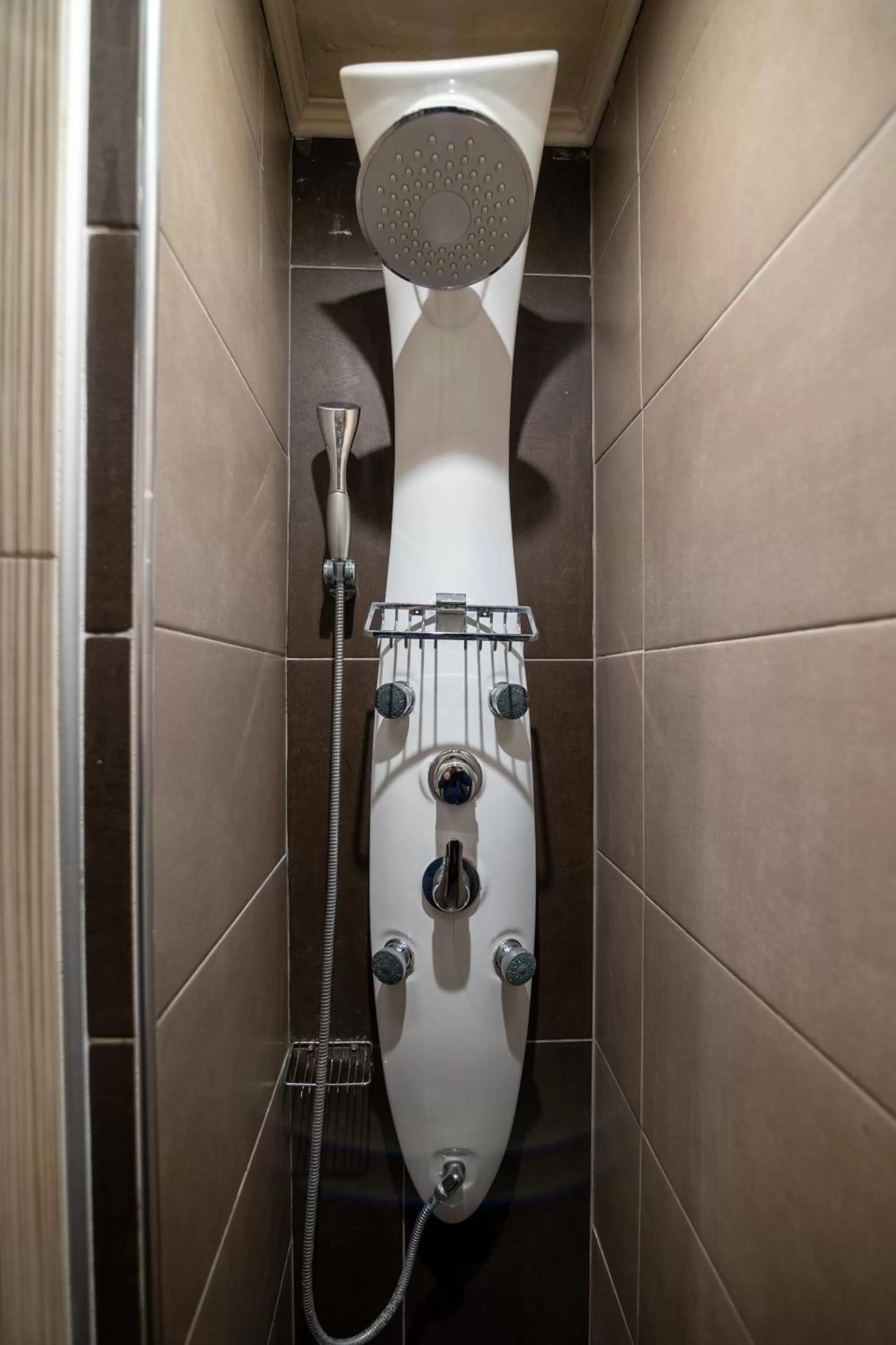 Shower in Votsalakia Hotel & Luxury Apartments