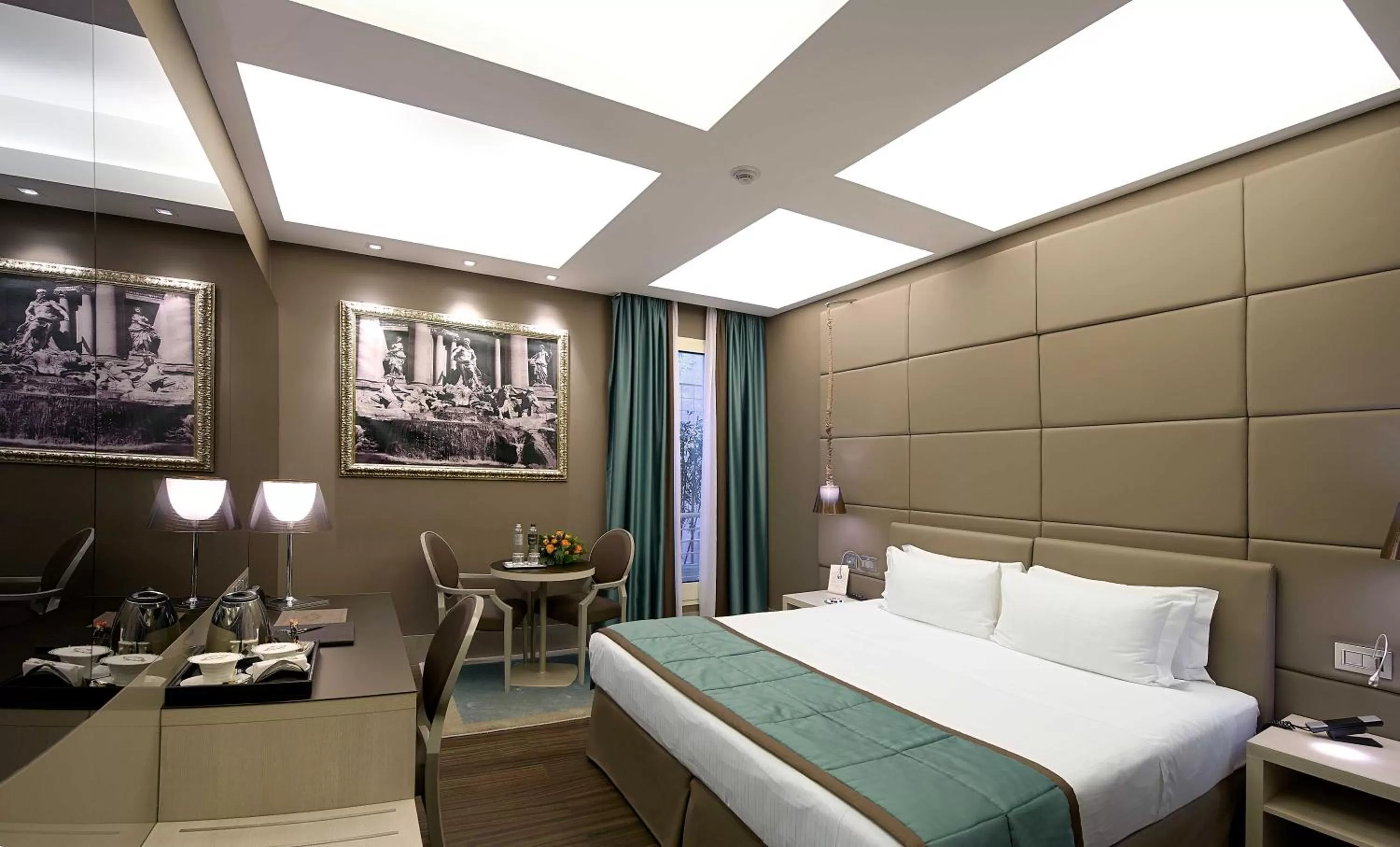 Photo of the whole room, Bed in Harry's Bar Trevi Hotel & Restaurant