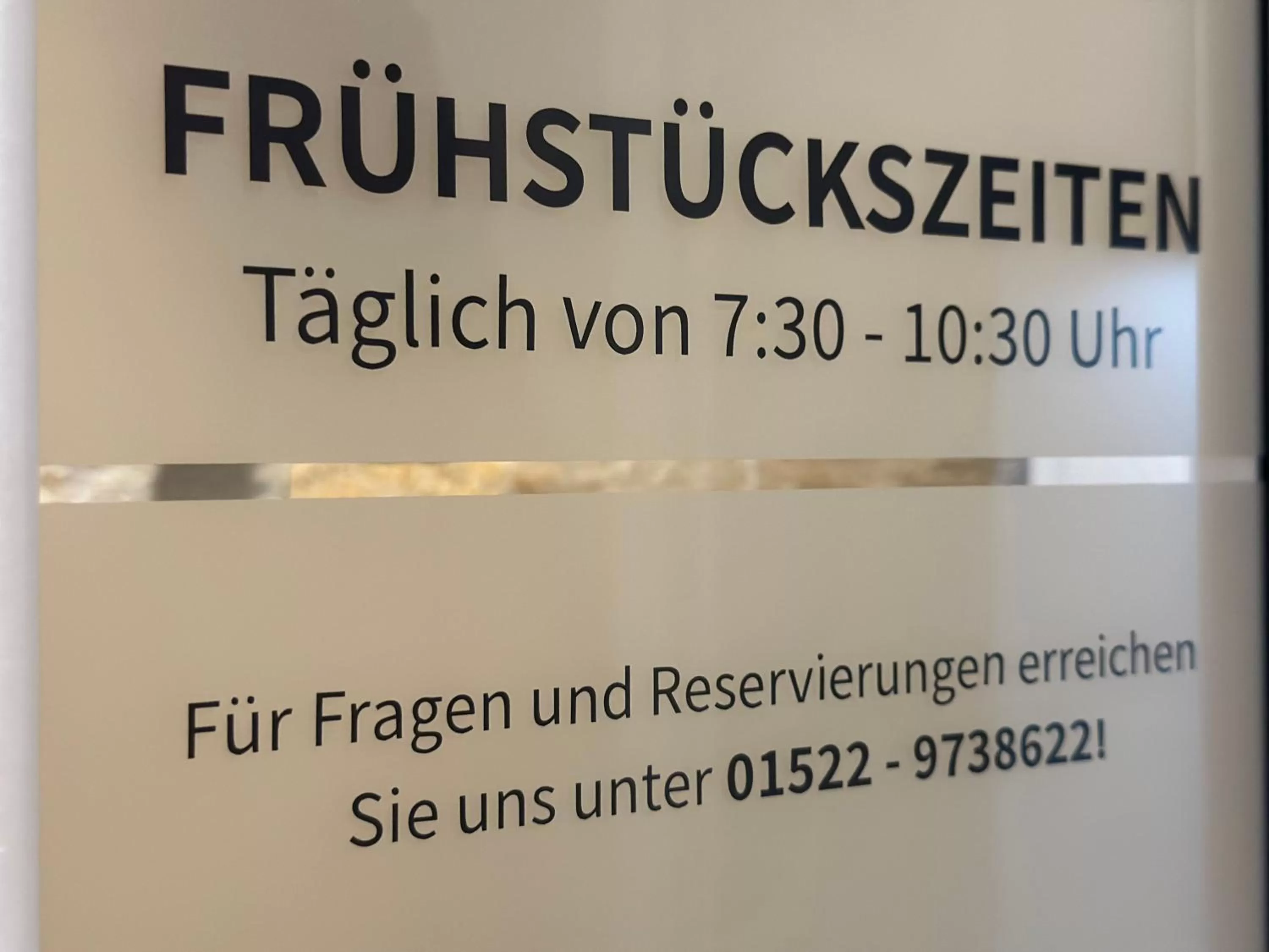 Buffet breakfast in Mertinkus Nordseehotel