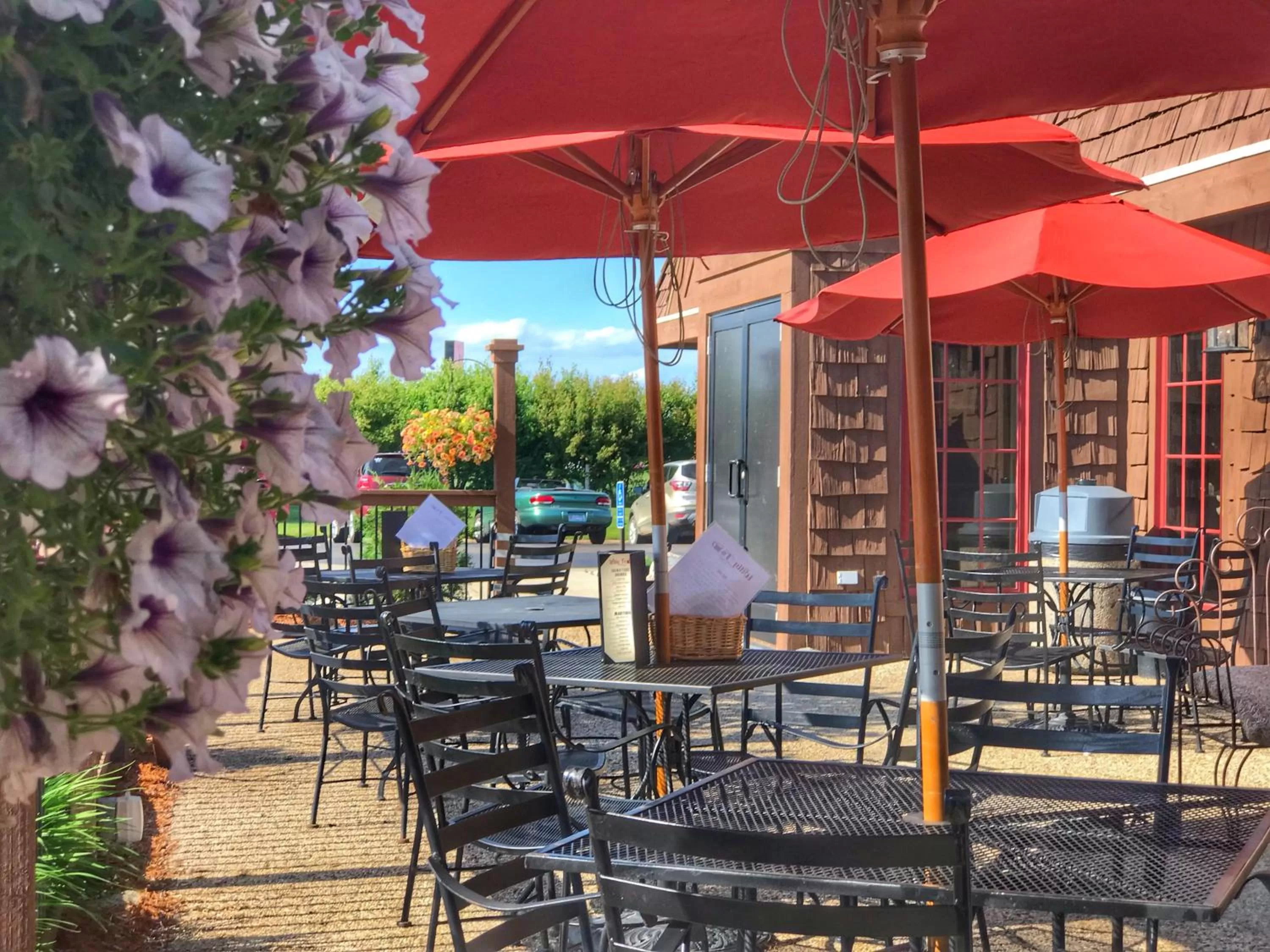 Restaurant/places to eat in Holiday Inn Alexandria by IHG